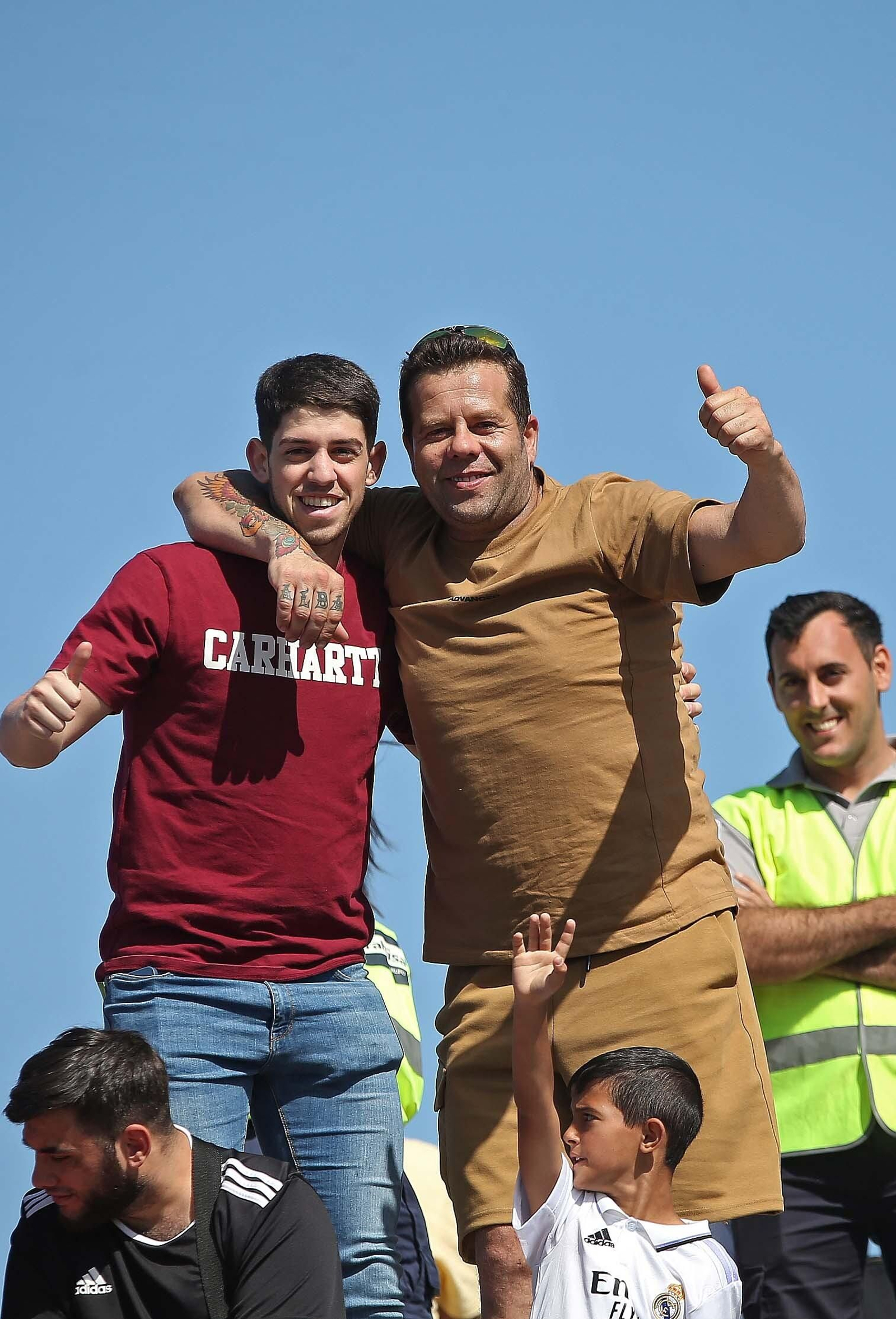 Fotos de la afición durante el Algeciras - San Fernando en el Nuevo Mirador