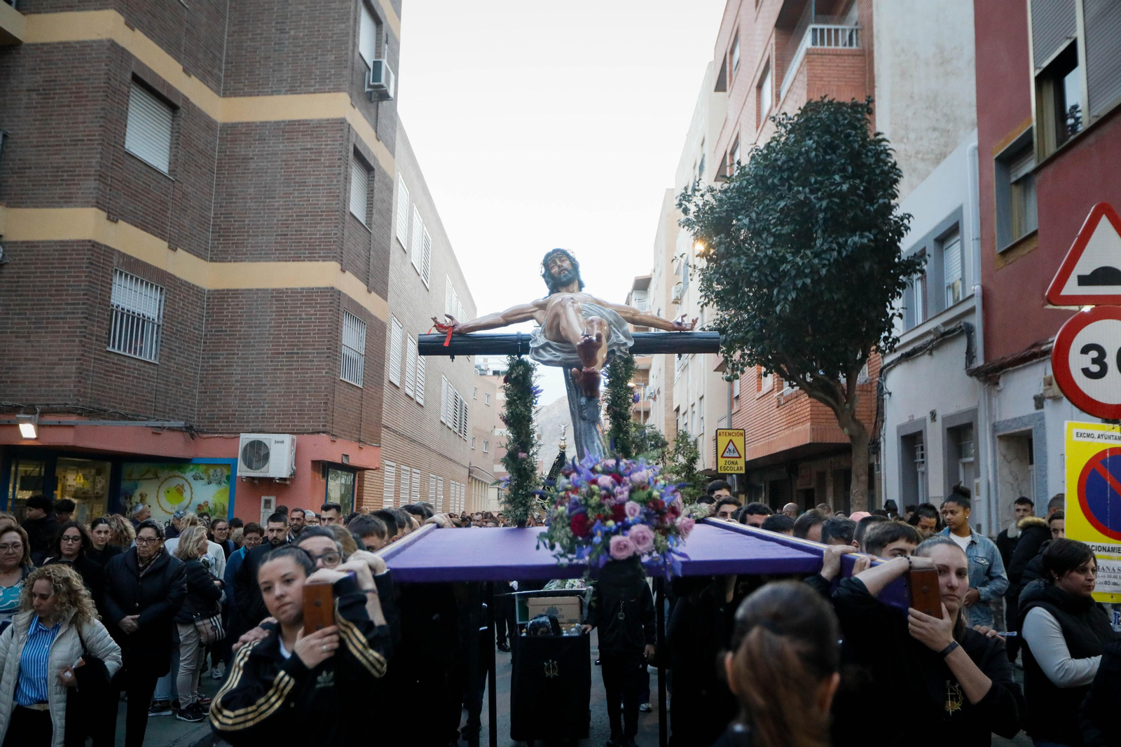 La procesión del Calvario, en imágenes
