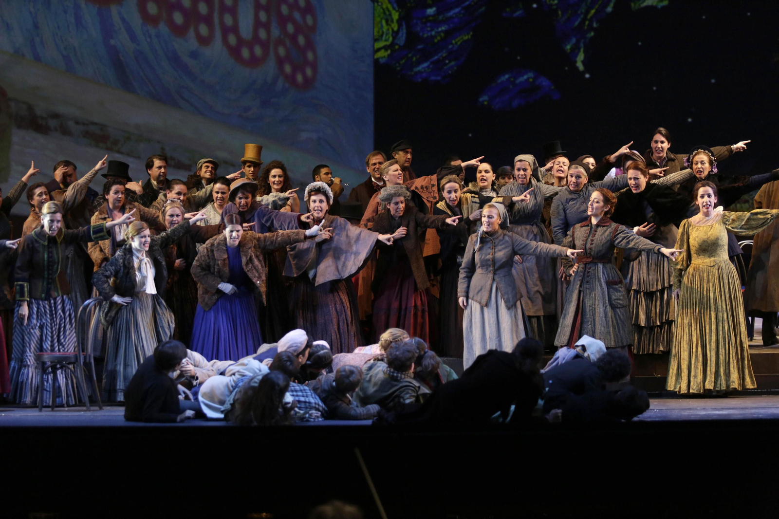 La imágenes de 'La bohème' en el Teatro de la Maestranza