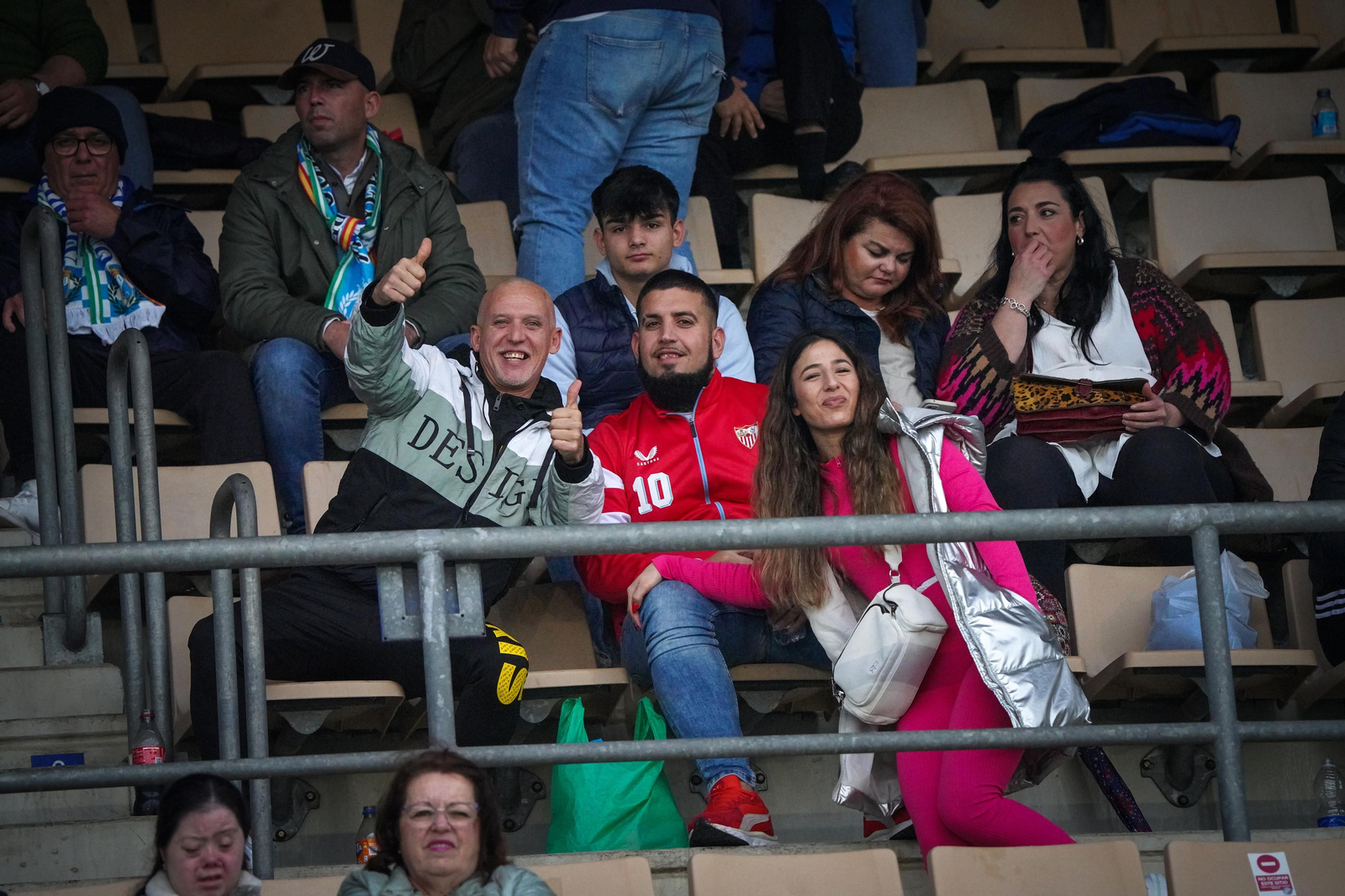 Búscate en el partido del Xerez CD - Cabecense