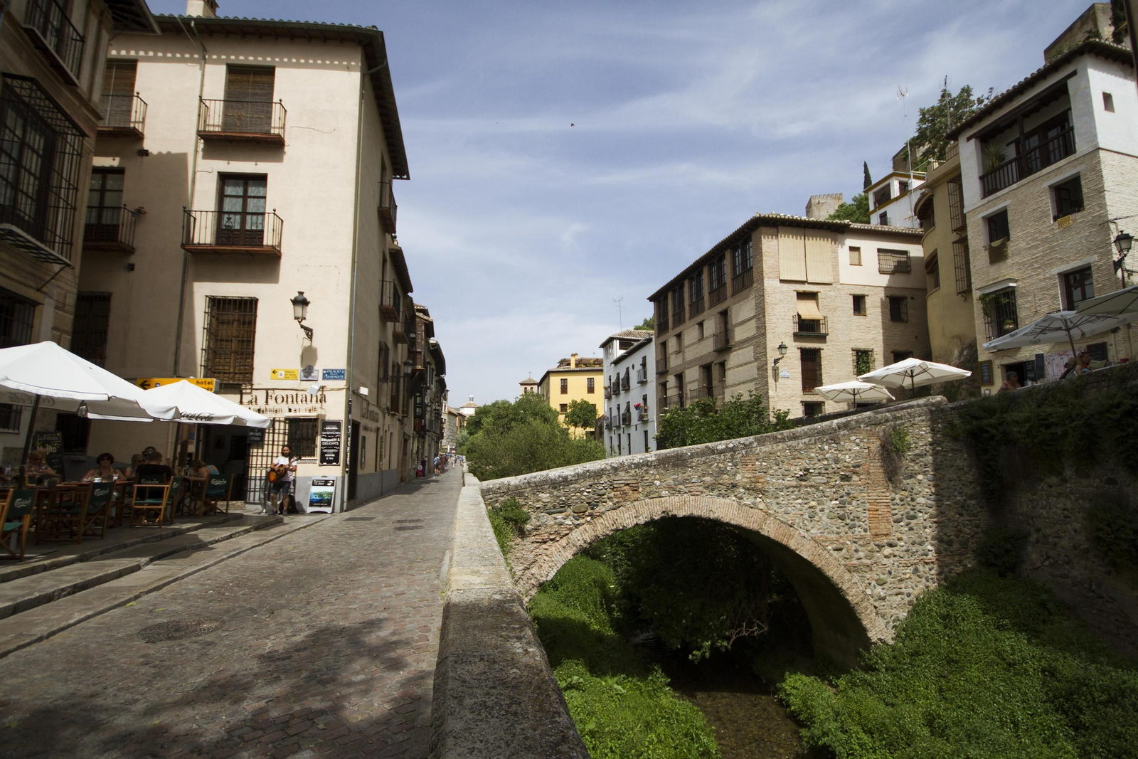 Paseo de los tristes de Granada