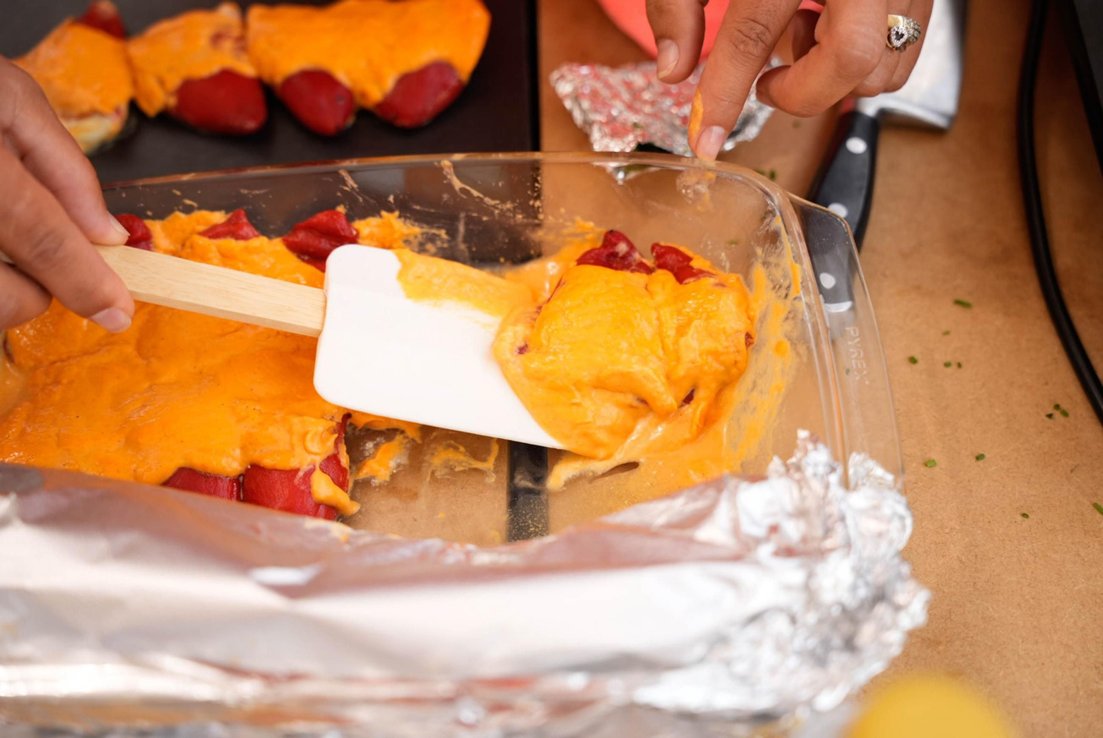 La Cofradía del Tomate y la semifinal del concurso gastronómico de la Feria de Almería, en imágenes