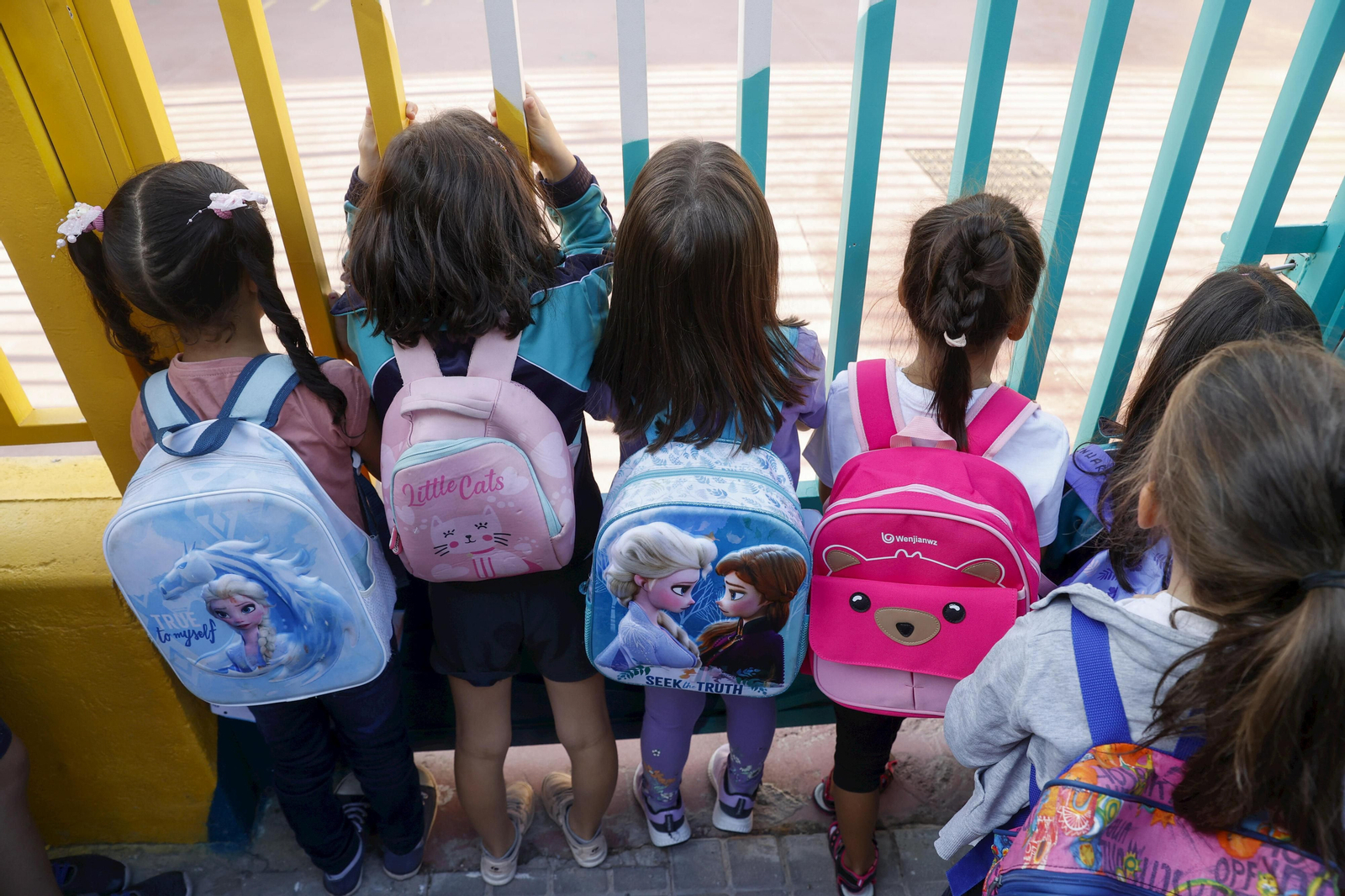 Niños en un centro docente.