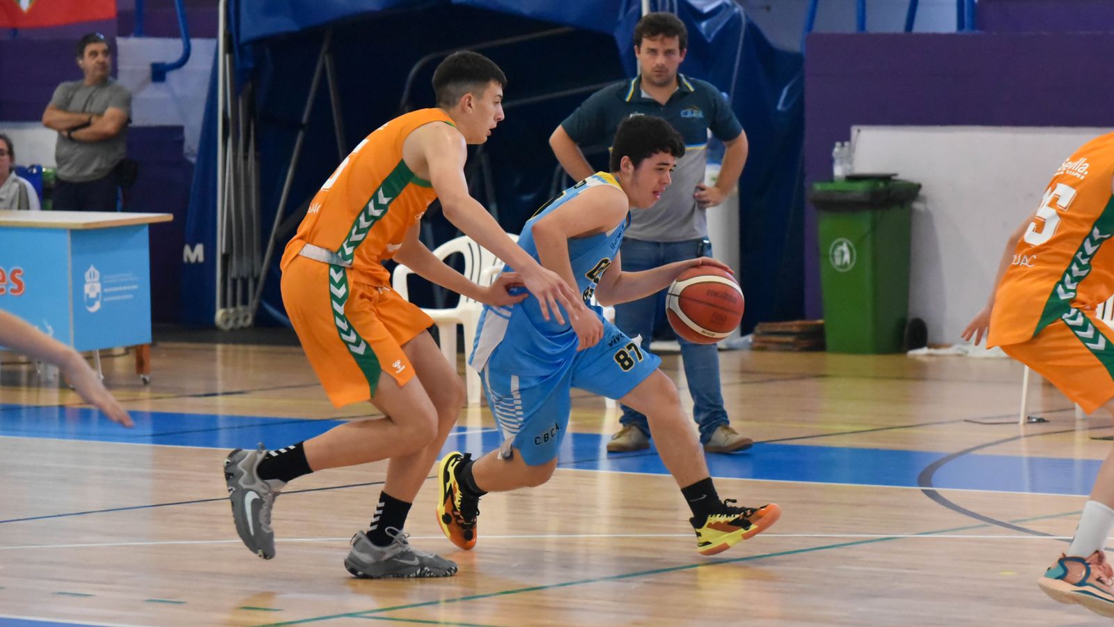 Las fotos de los cuartos de final del Cadeba infantil de La Línea