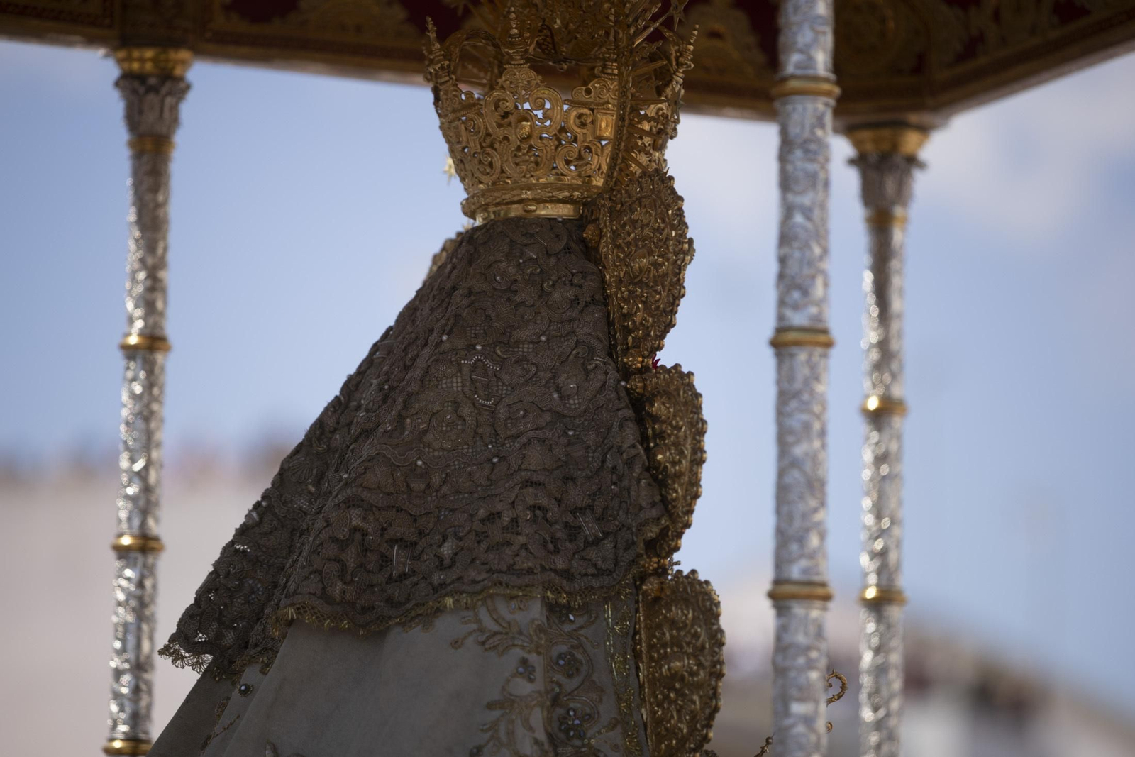 Las mejores imágenes de la procesión de la Virgen del Rocío en la aldea