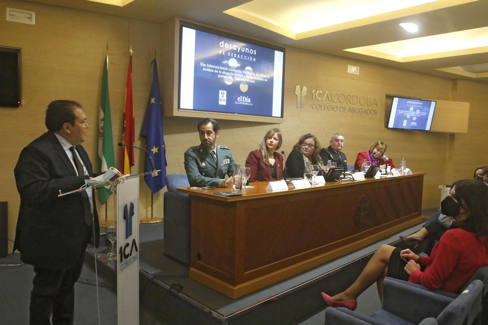 Mesa de redacción de el Día por el 25N, Día Internacional contra la Violencia de Género