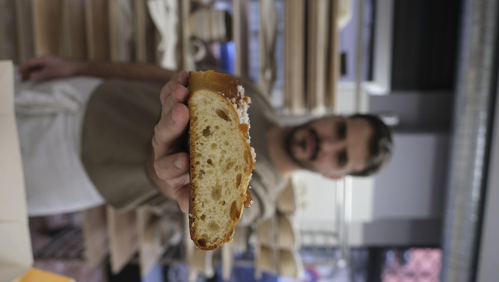 Vea cómo hacen el pan en la Panadería 'La Pelina'
