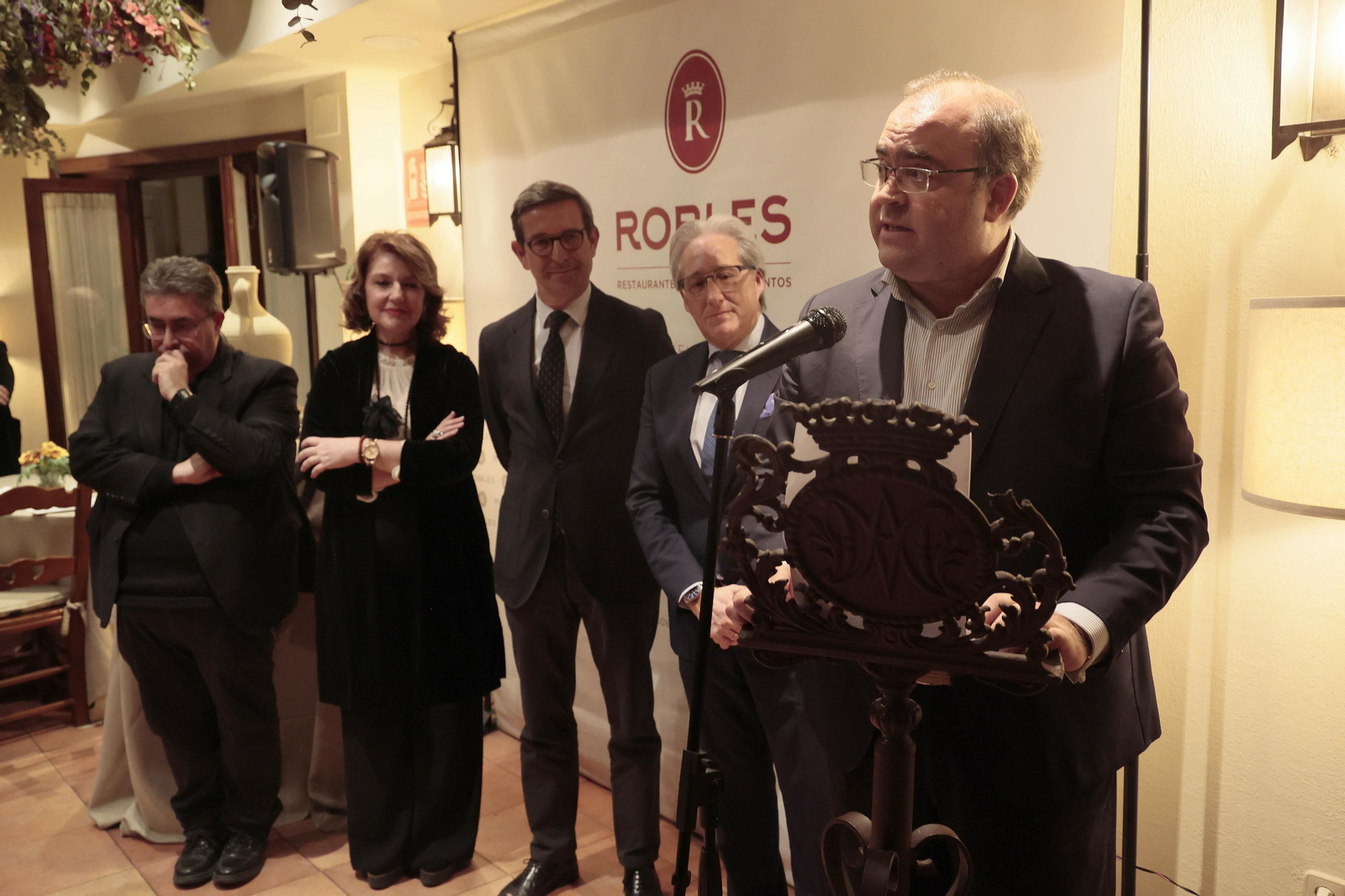 Entrega del cántaro de honor al actor Antonio Garrido