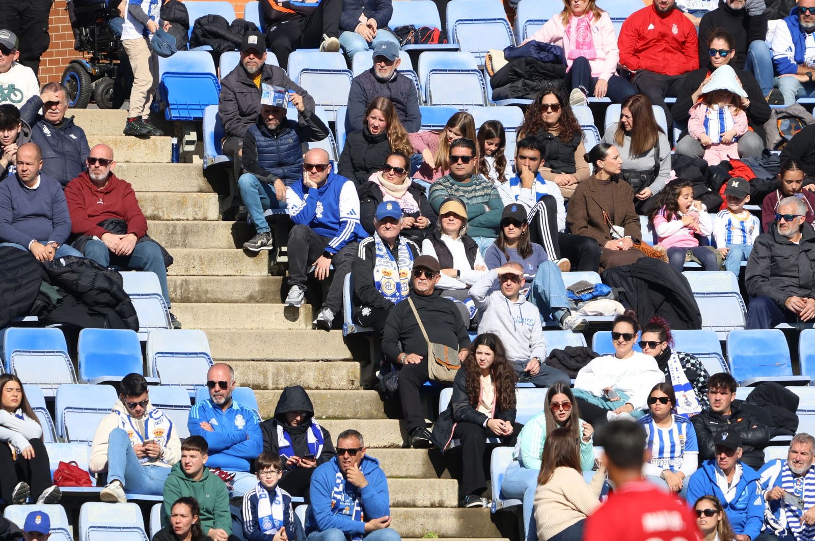 Manita del Recreativo al Estepona (5-0)