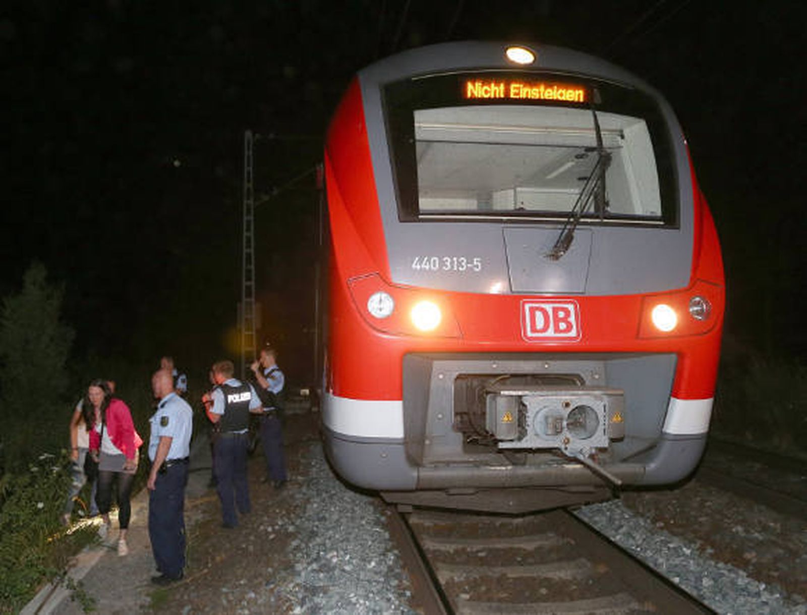 Alemania duda sobre el origen del atacante del tren