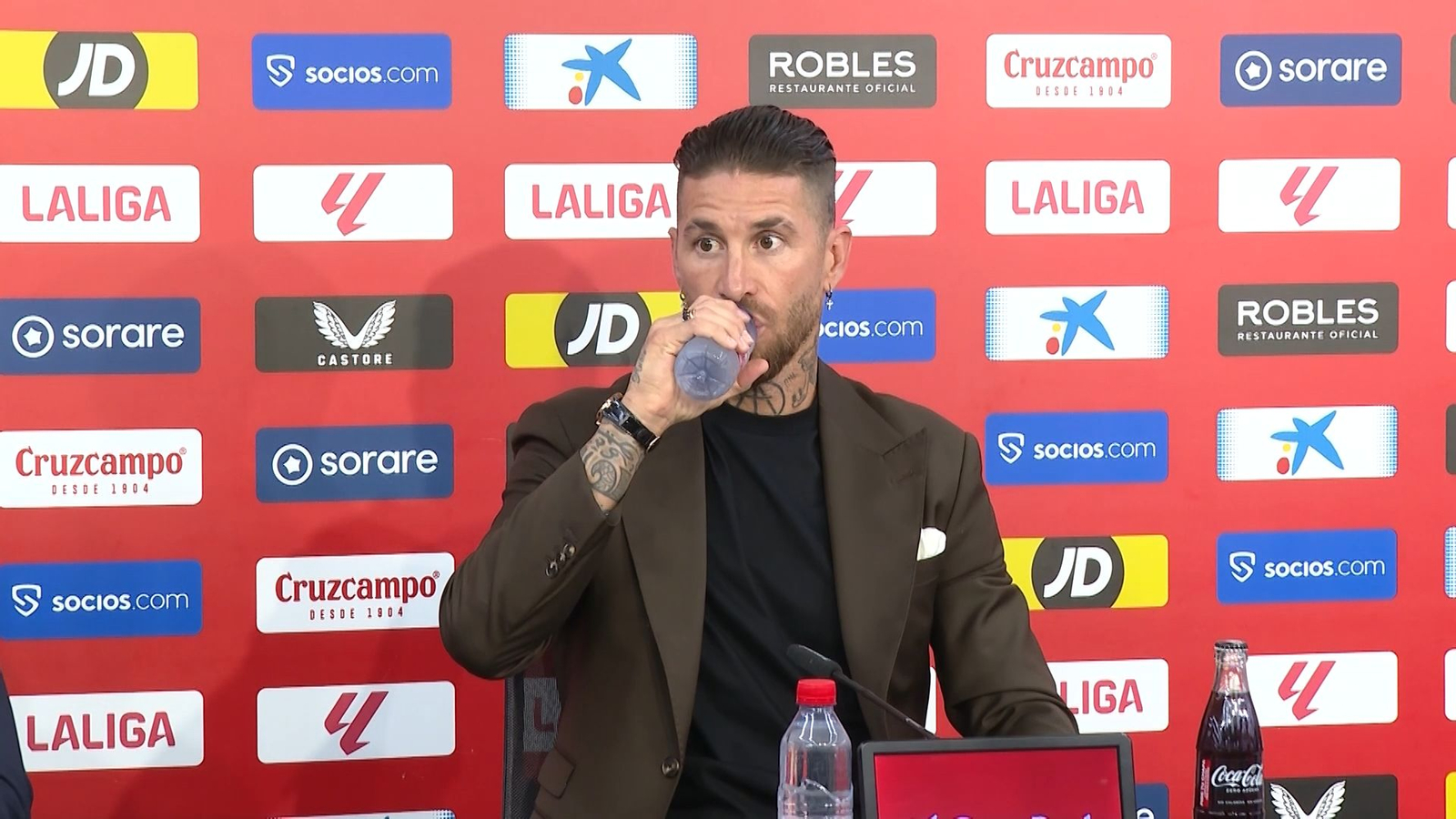 Manu Tenorio atiza a Sergio Ramos ante su posible regreso a España para triunfar como cantante