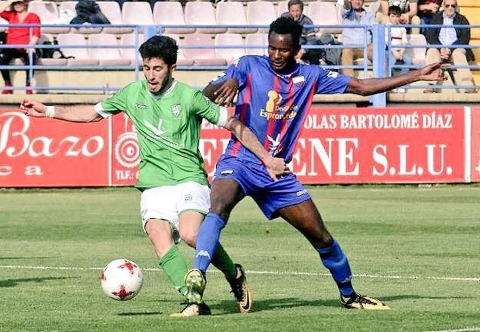 Lomotey, con el Extremadura.