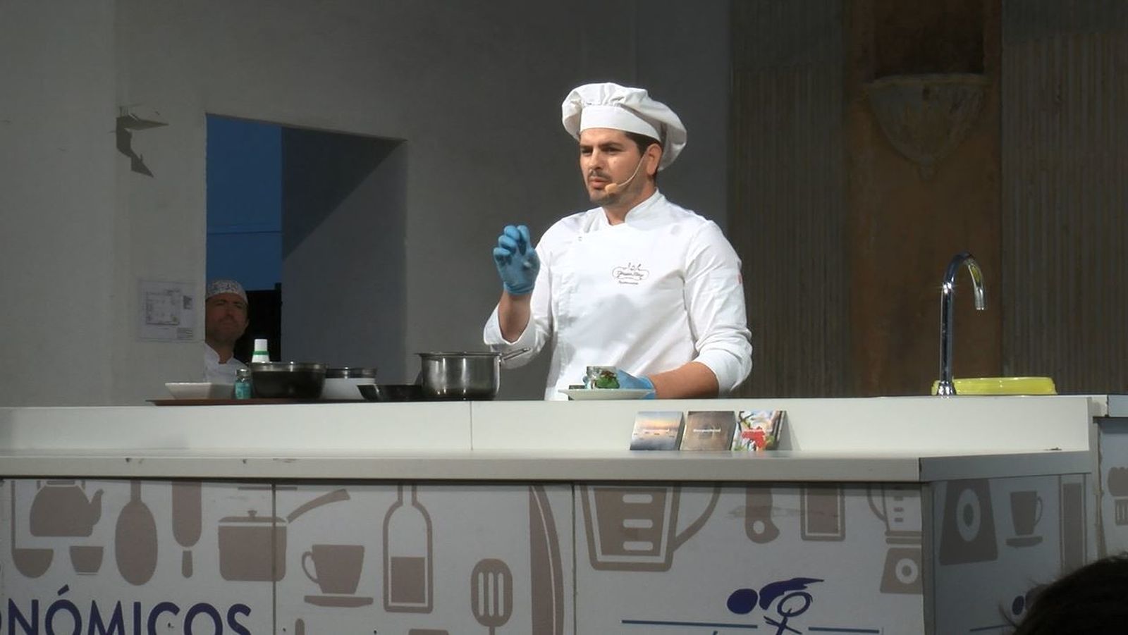 Showcooking celebrado en el Centro San José, durante la Quincena del Estero