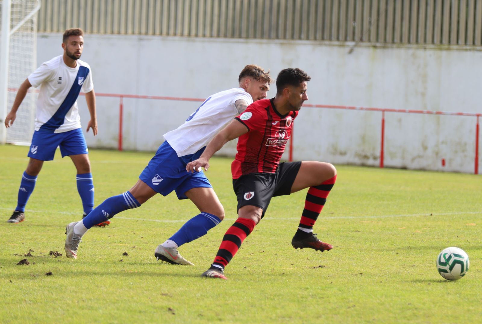 Imágenes del encuentro entre el Cartaya y el atlético Onubense