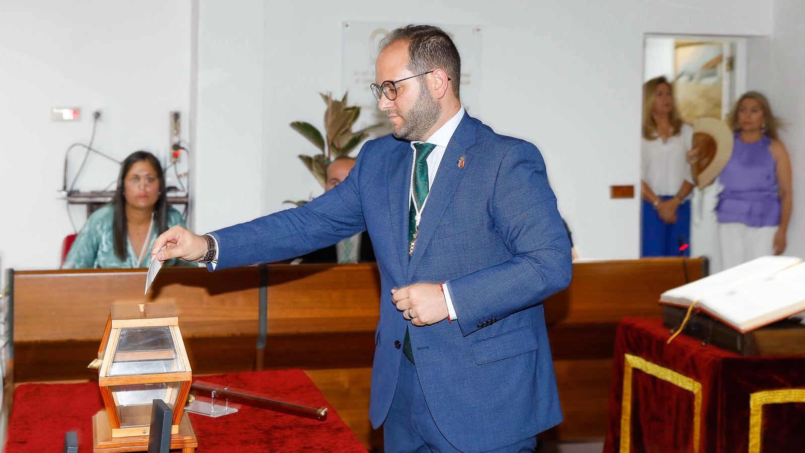 La investidura de Adrían Vaca como Alcade de Castellar en imágenes