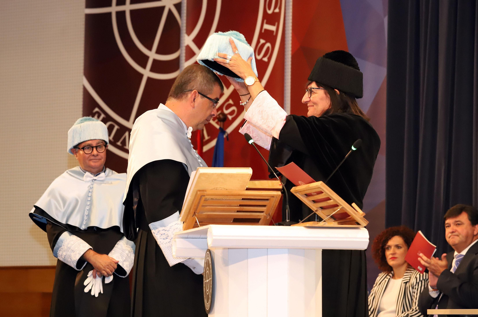 Imágenes de la apertura del Curso Universitario