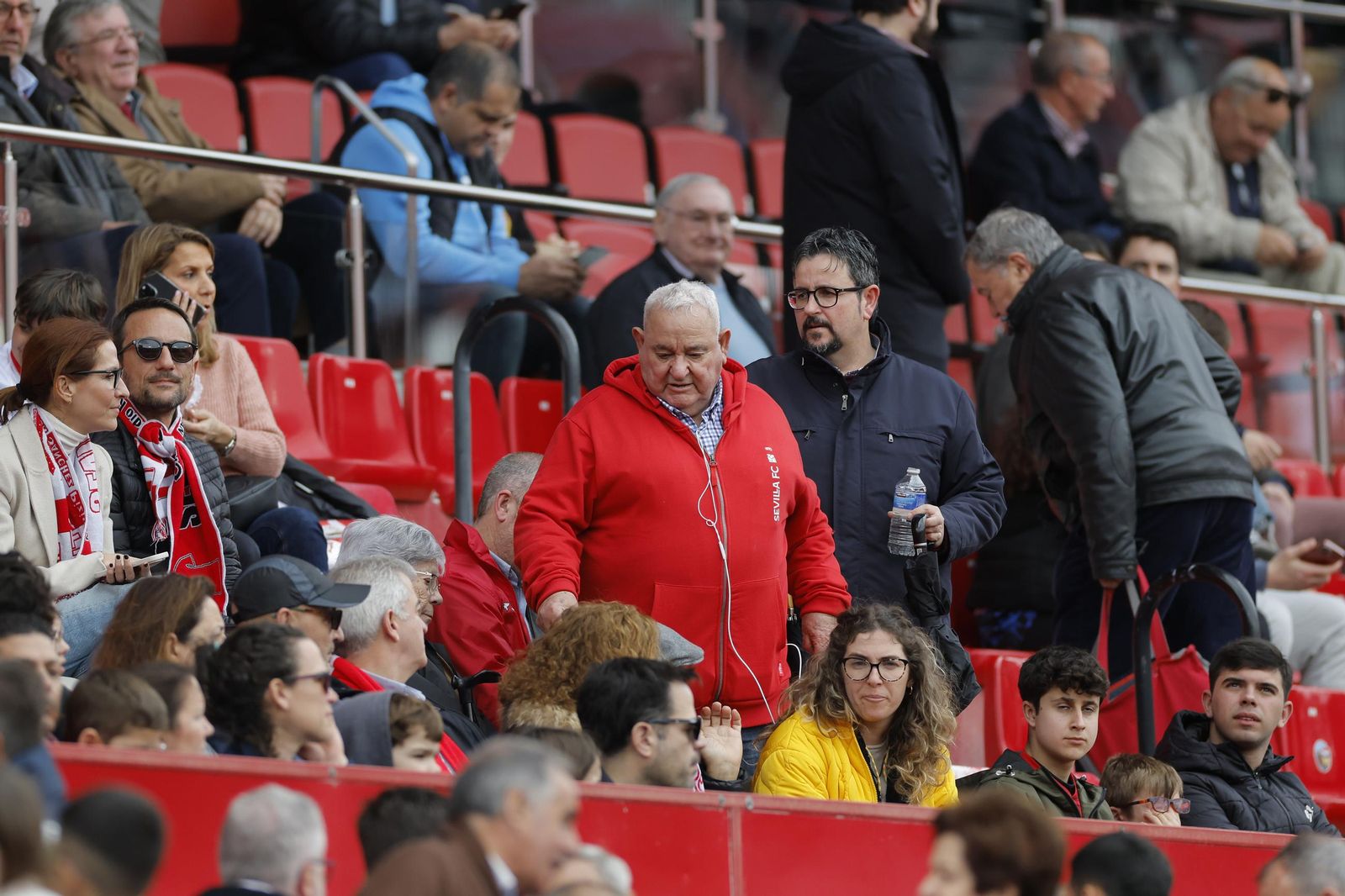 Búscate en las fotos del Sevilla fc - Athletic club