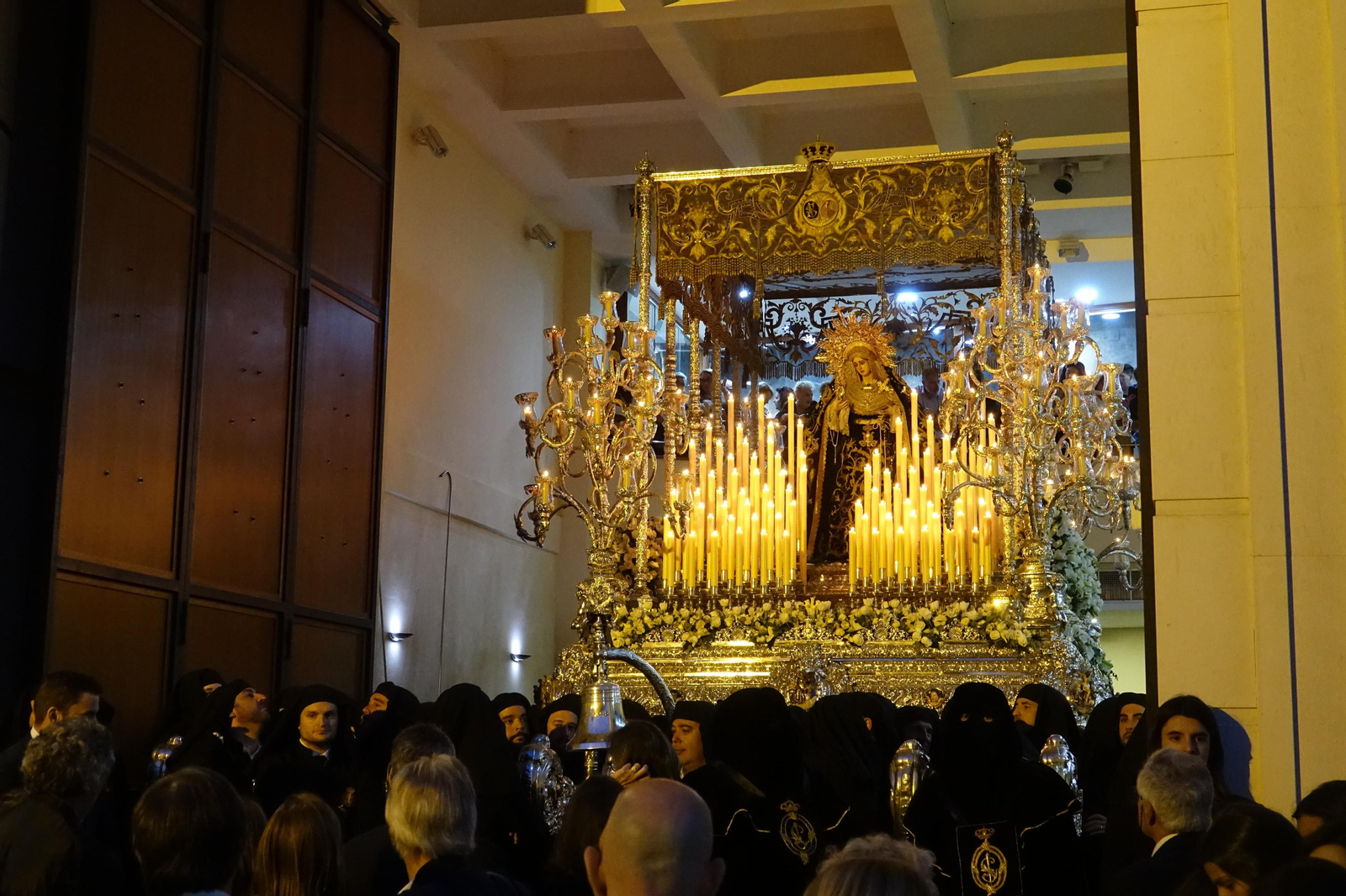 Las fotos del Sepulcro en el Viernes Santo de Málaga