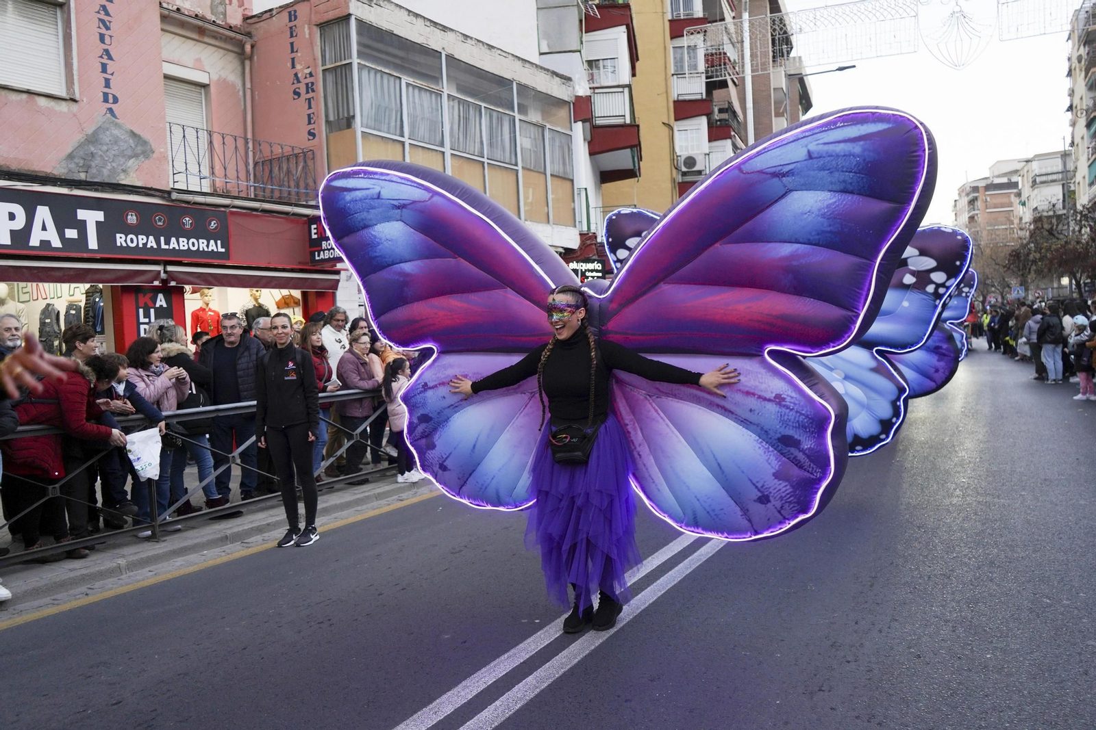 La cabalgata de los Reyes Magos de Granada, en imágenes