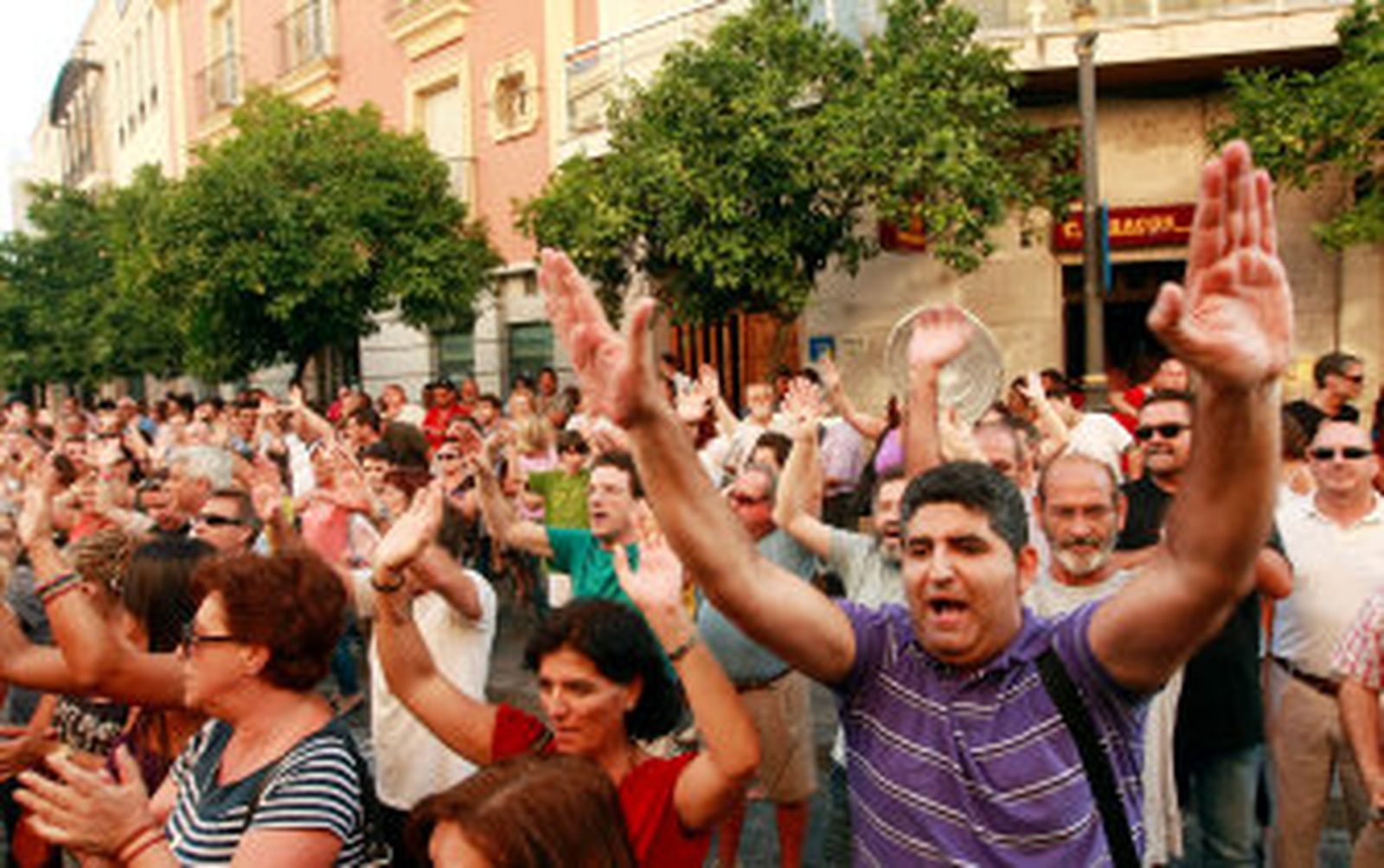 Los afectados por el ERE toman las riendas de las movilizaciones