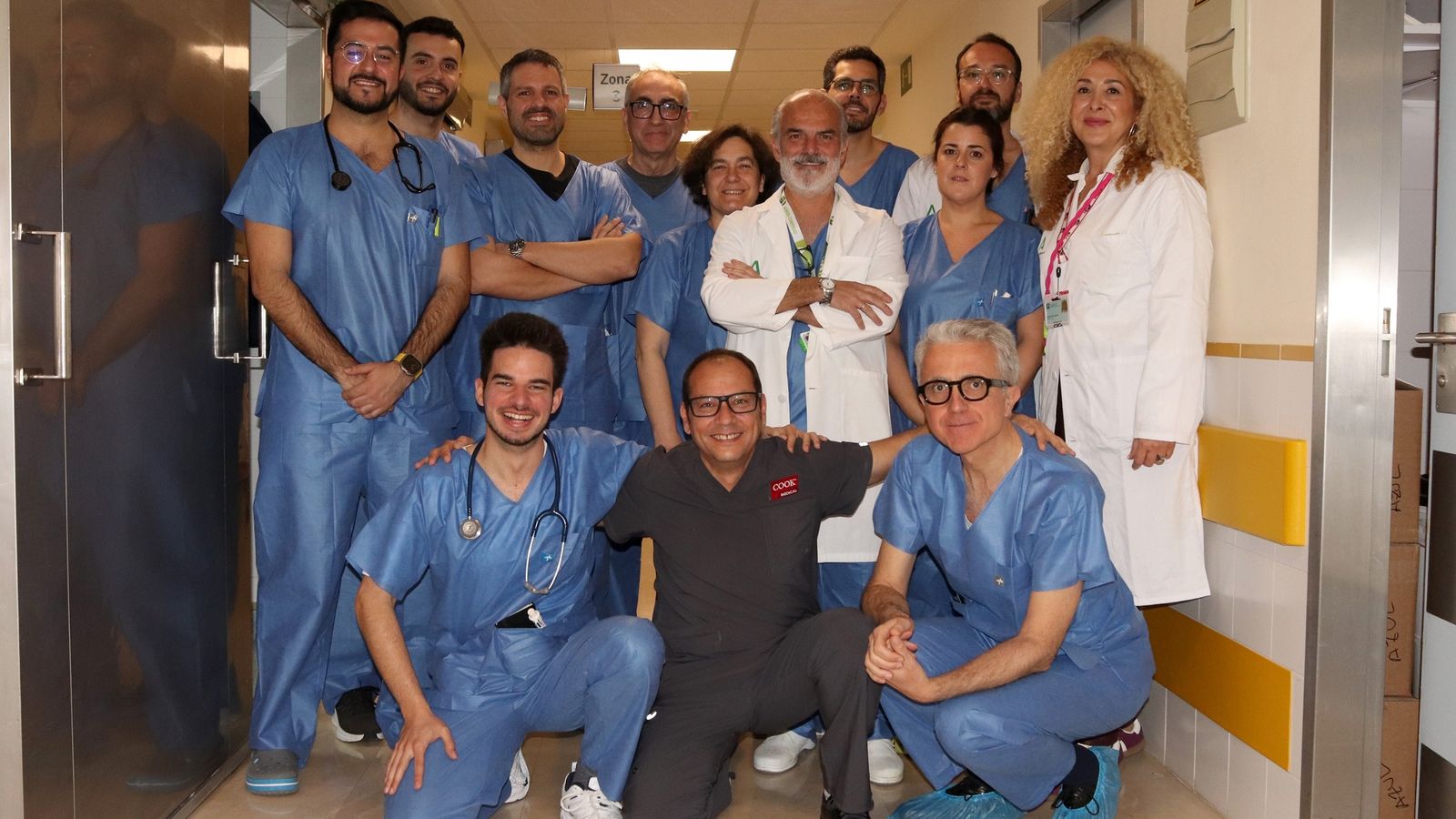 Profesionales italianos se forman en el Hospital Macarena en procedimientos de endoscopia digestiva