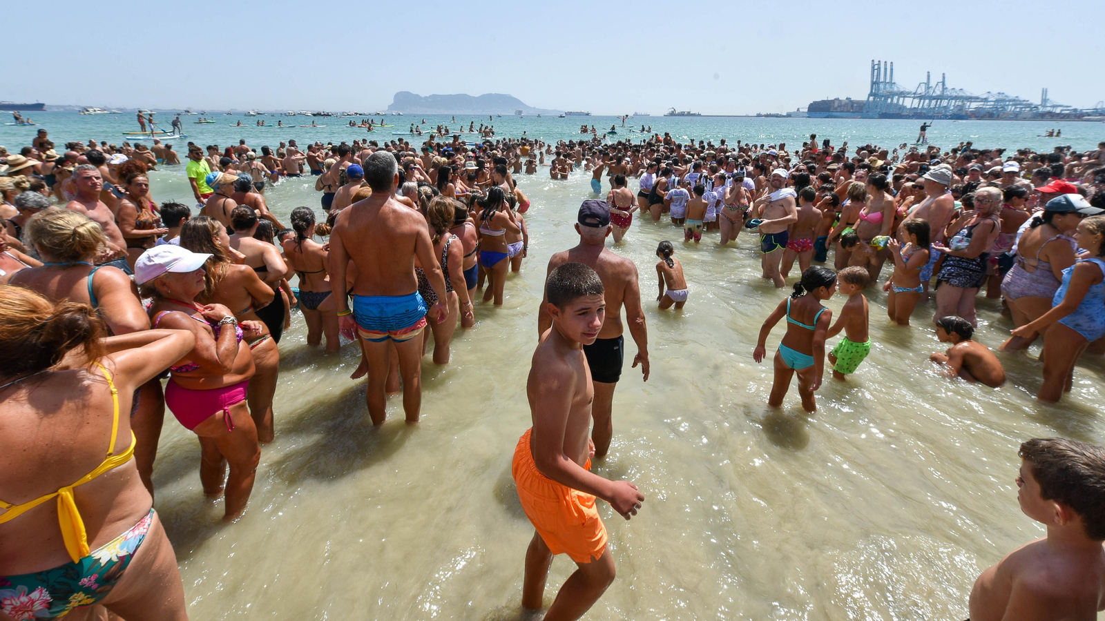La romería marítima de la Virgen de la Palma en El Rinconcillo, en imágenes