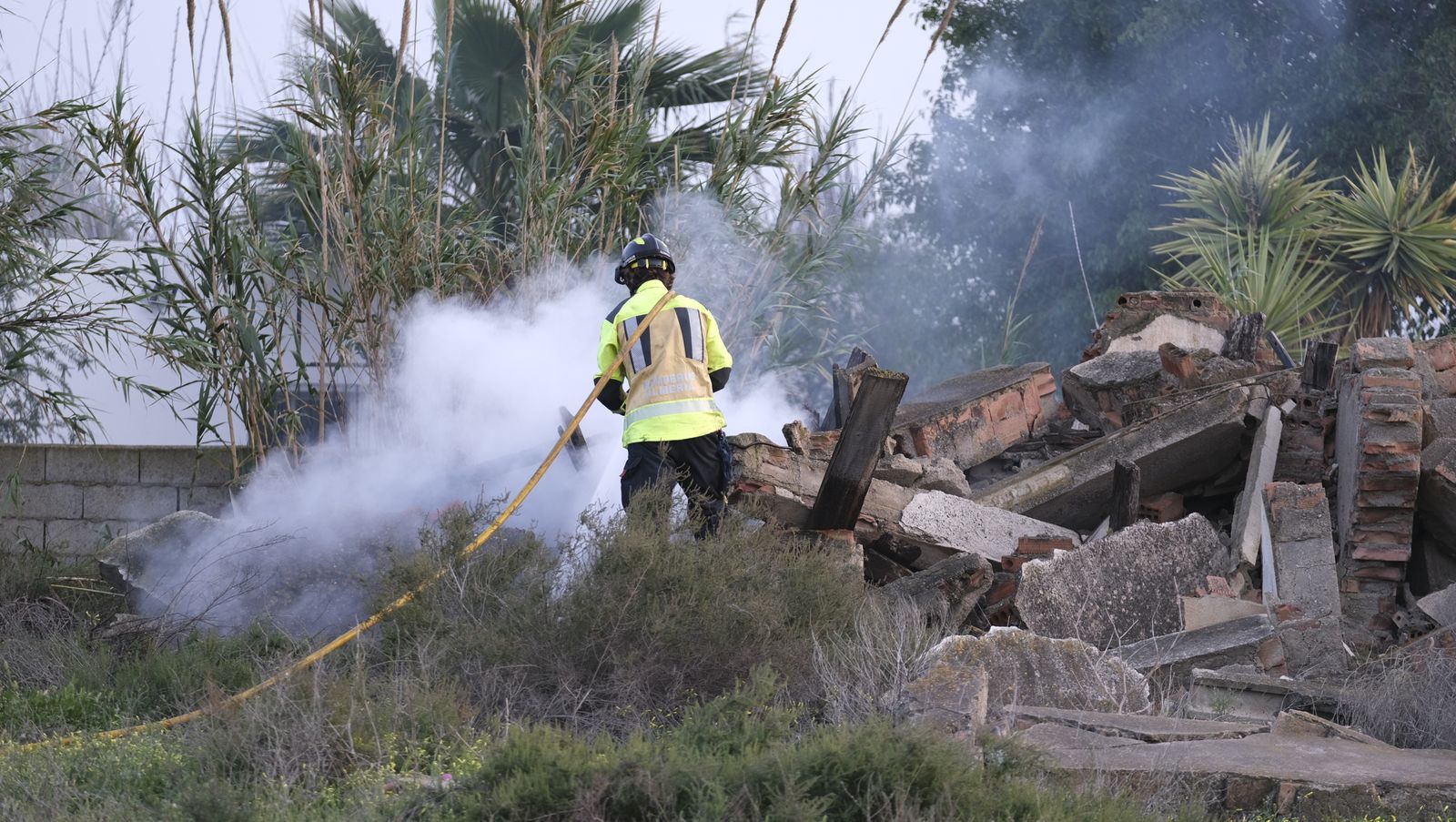 Fotogalería incendio descampado Vega de Acá. Almería