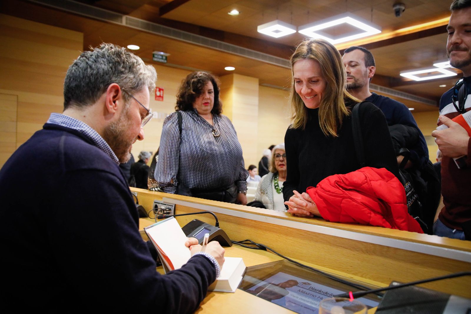 ¿Has estado en la presentación del libro de Máximo Huerta? Entra en la galería y buscate