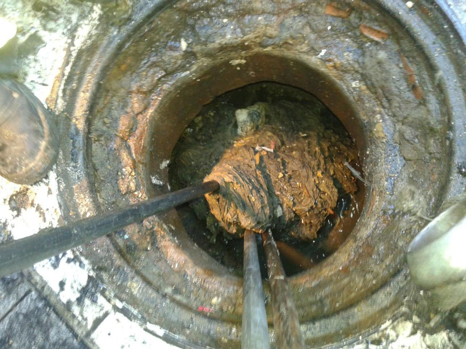 Toallitas extraídas de la red de saneamiento.