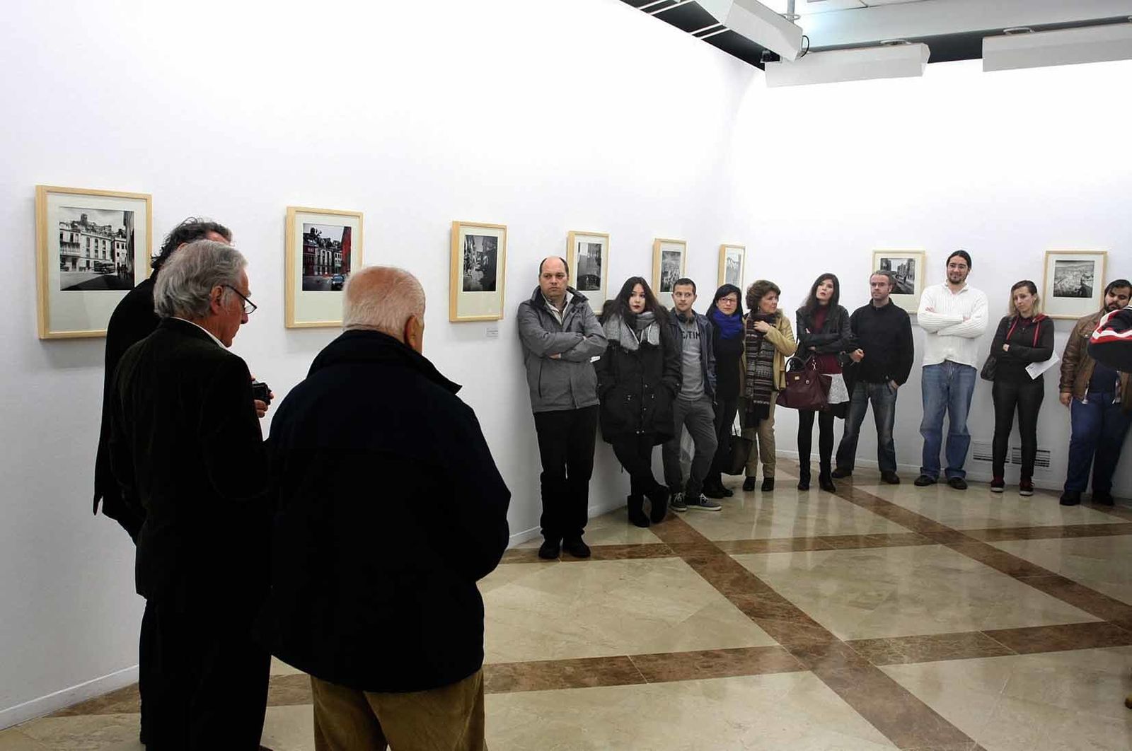 La inauguración de la exposición 'Valparaíso 1940-1950' de Antonio Quintana, 'Latitudes'