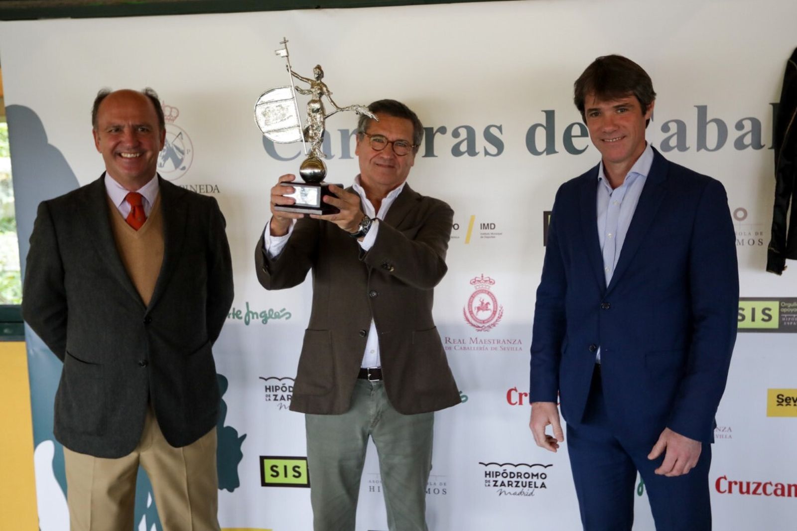 Las fotos de las carreras de caballos en Pineda