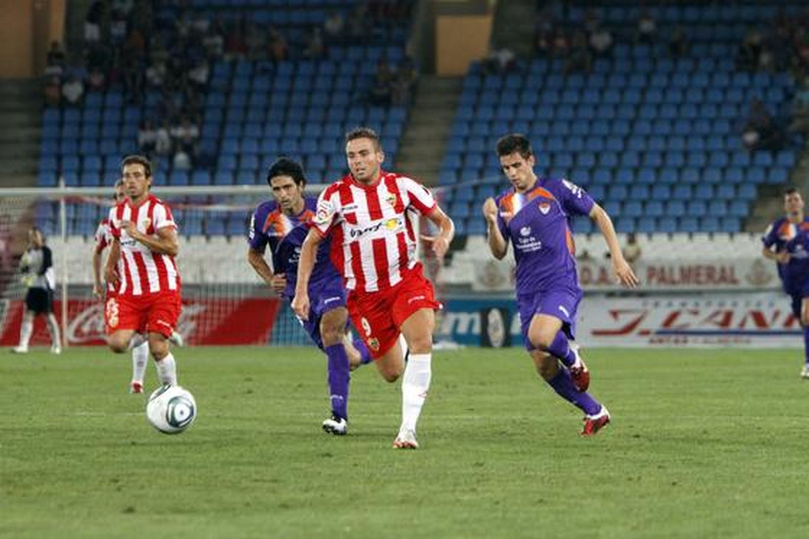 El UD Almería pasa de ronda en la Copa del Rey en un partido aburridísimo.

Foto: Ricardo García
