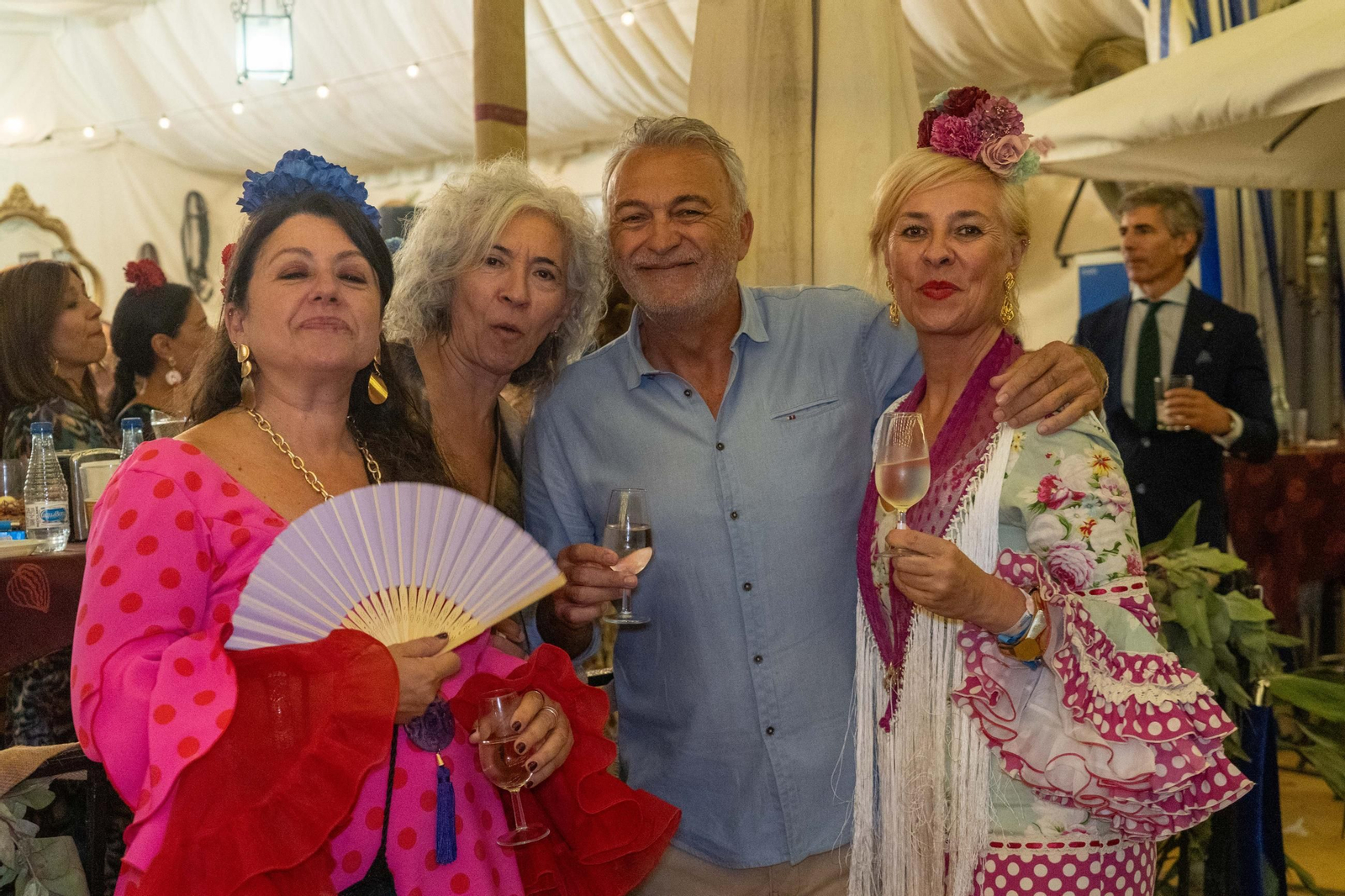 Imágenes del ambiente del ambiente de la noche del domingo en la Feria de Otoño y del Caballo 2025 de Huelva