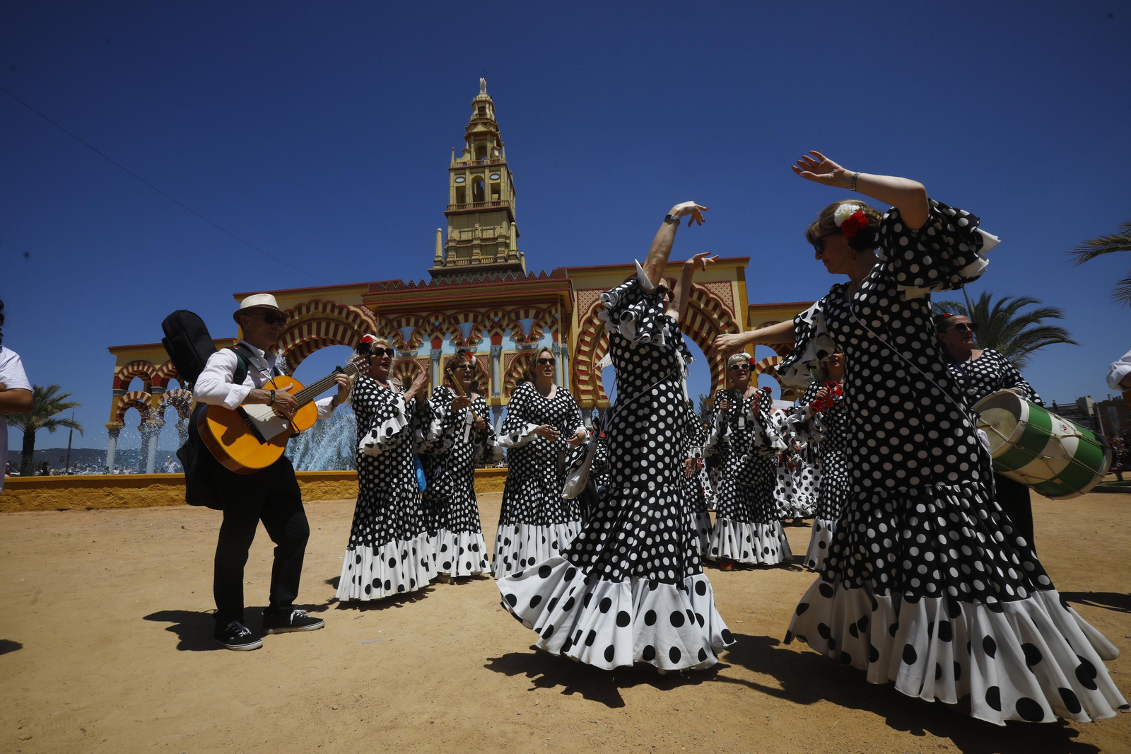 El gran día de los coros en la Feria de Córdoba, en imágenes