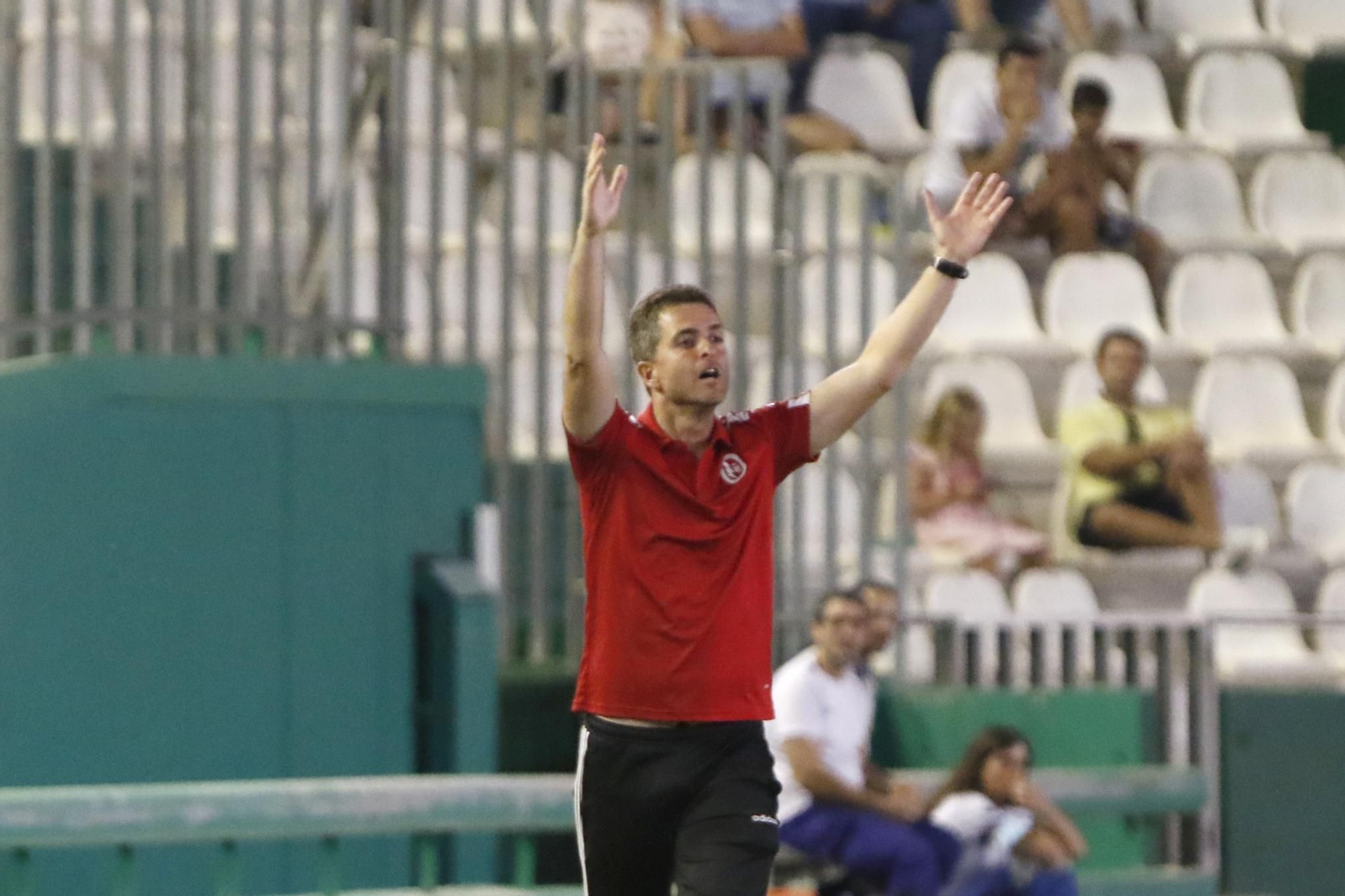 Las imágenes de la victoria del Córdoba CF ante el Rayo Majadahonda en El Arcángel