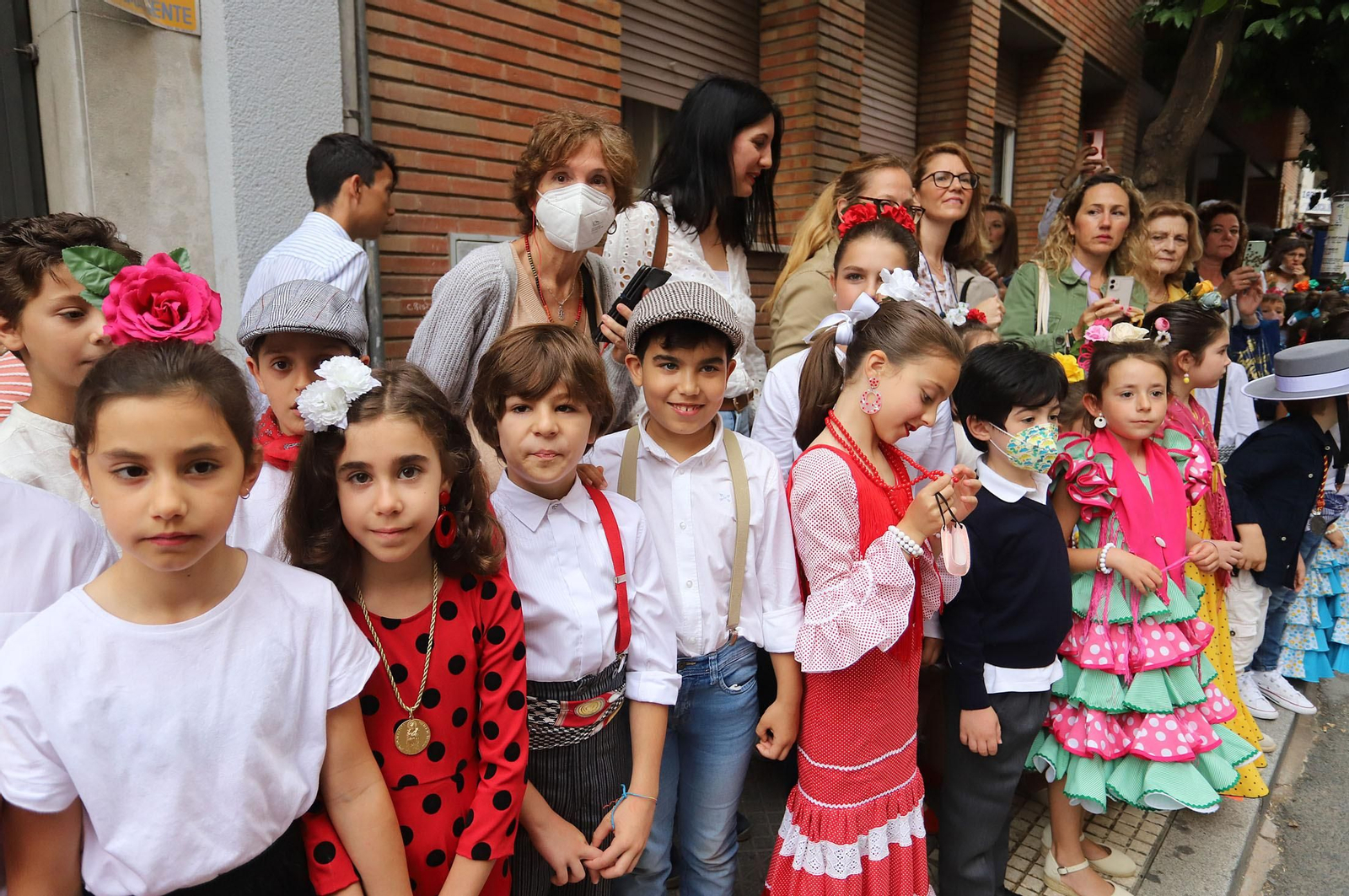 Imágenes de Emigrantes a su paso por el colegio Santo Ángel