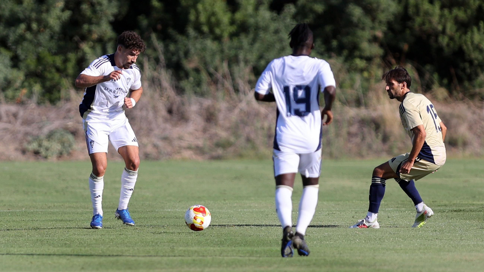 Las imágenes del Recre-Marbella en Montecastillo