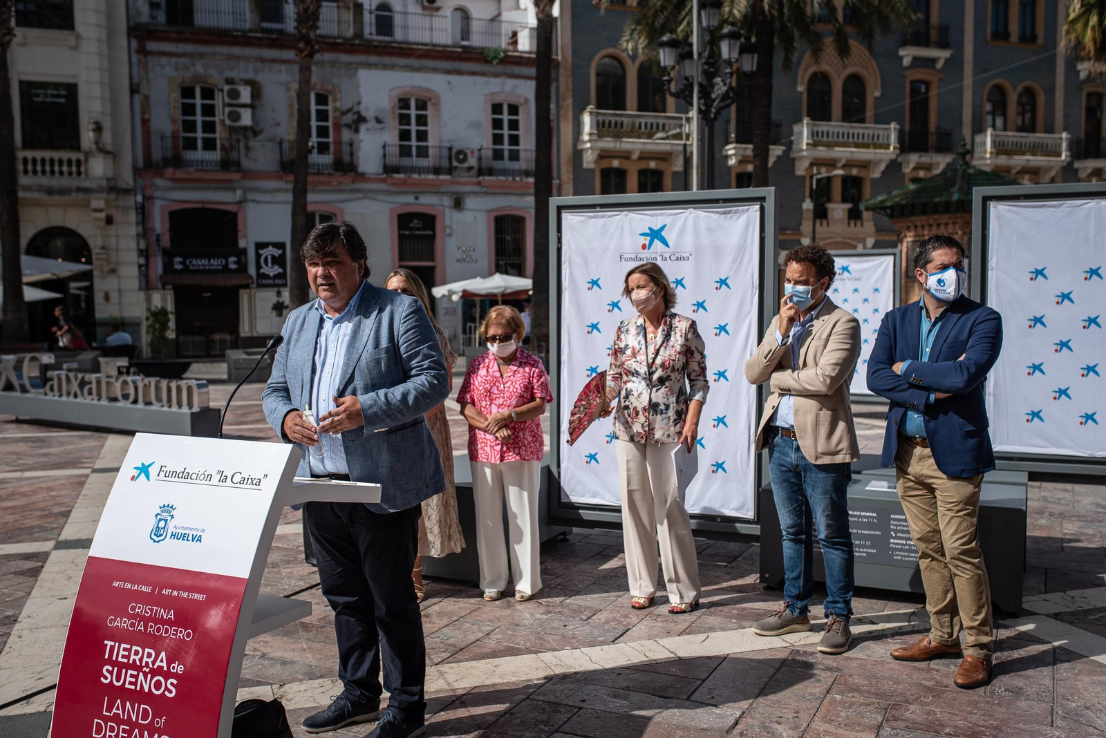 La presentación de la exposición de Cristina García Rodero "Tierra de Sueños" en imágenes