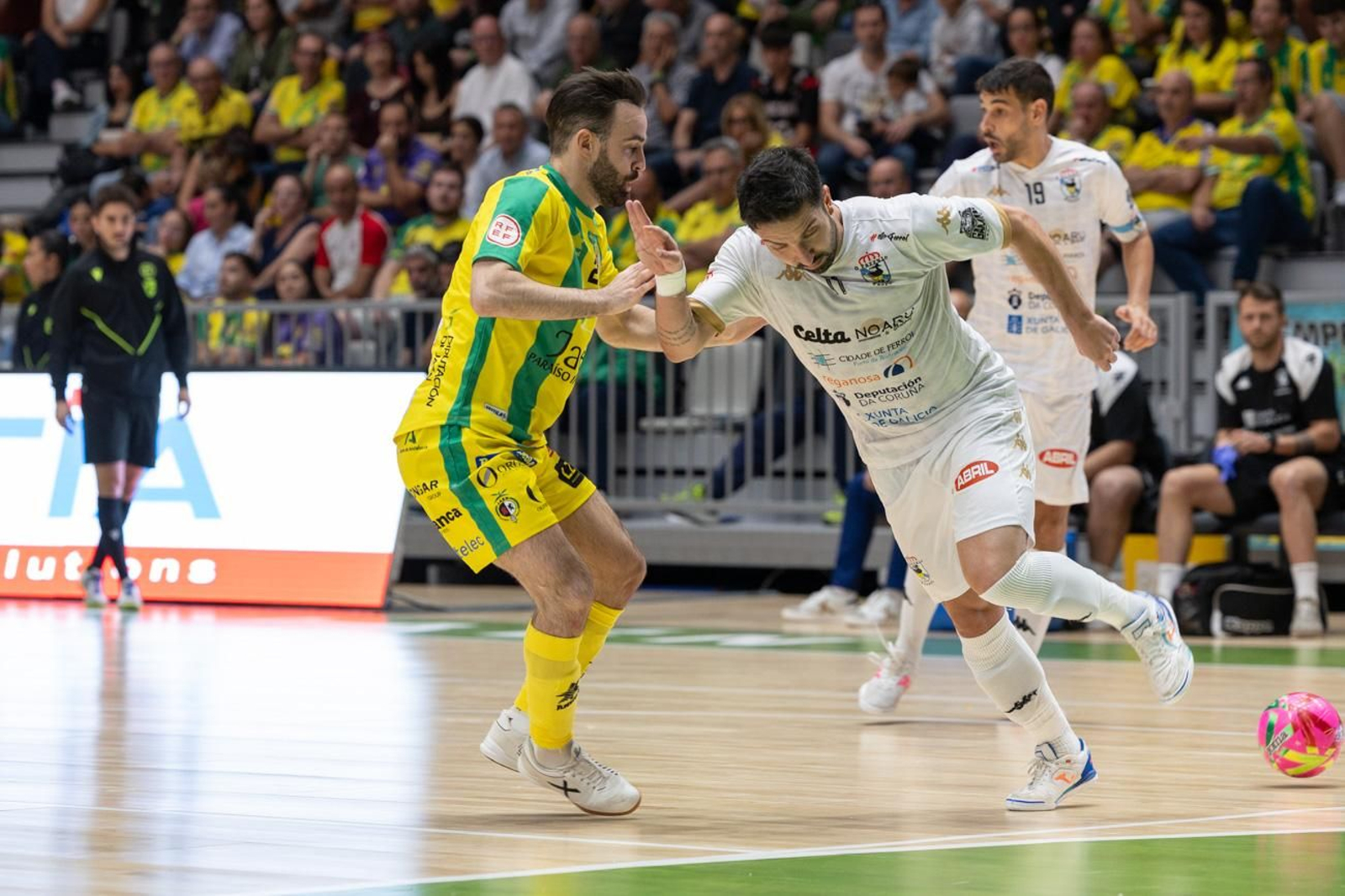 Las mejores imágenes de la amplia victoria del Jaén Paraíso Interior FS sobre O Parrulo Ferrol