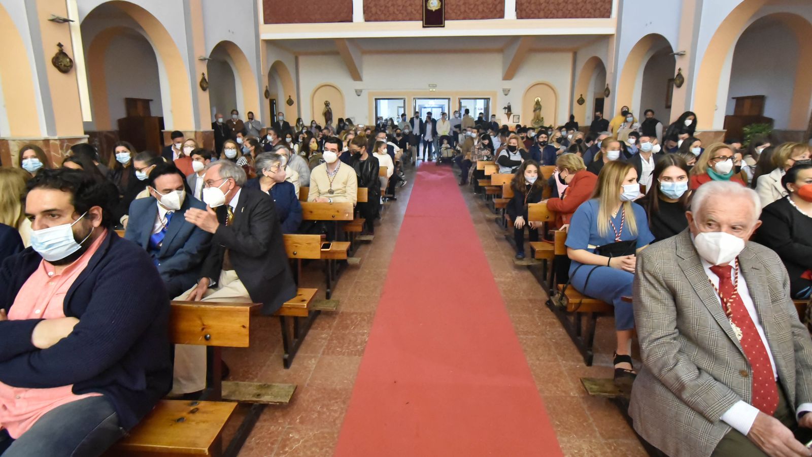 Oración de vísperas e imposición de medallas de los Salesianos de La Línea