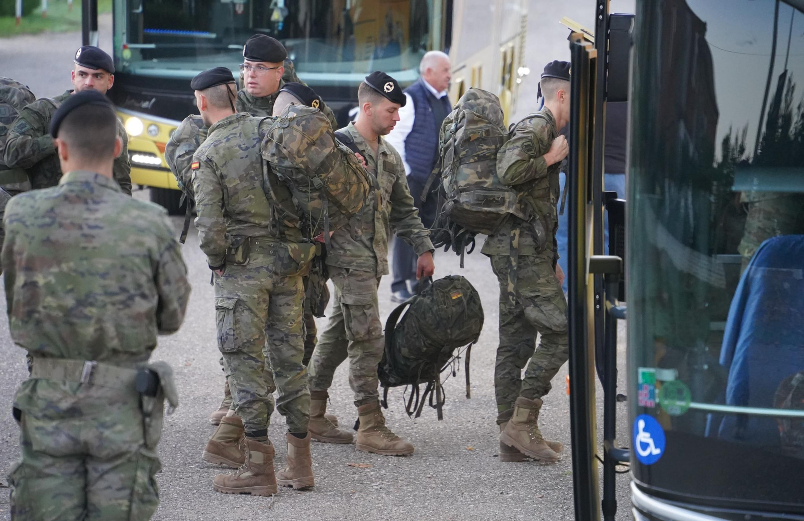 Las imágenes de los soldados de la Brigada Guzmán el Bueno X en Valencia