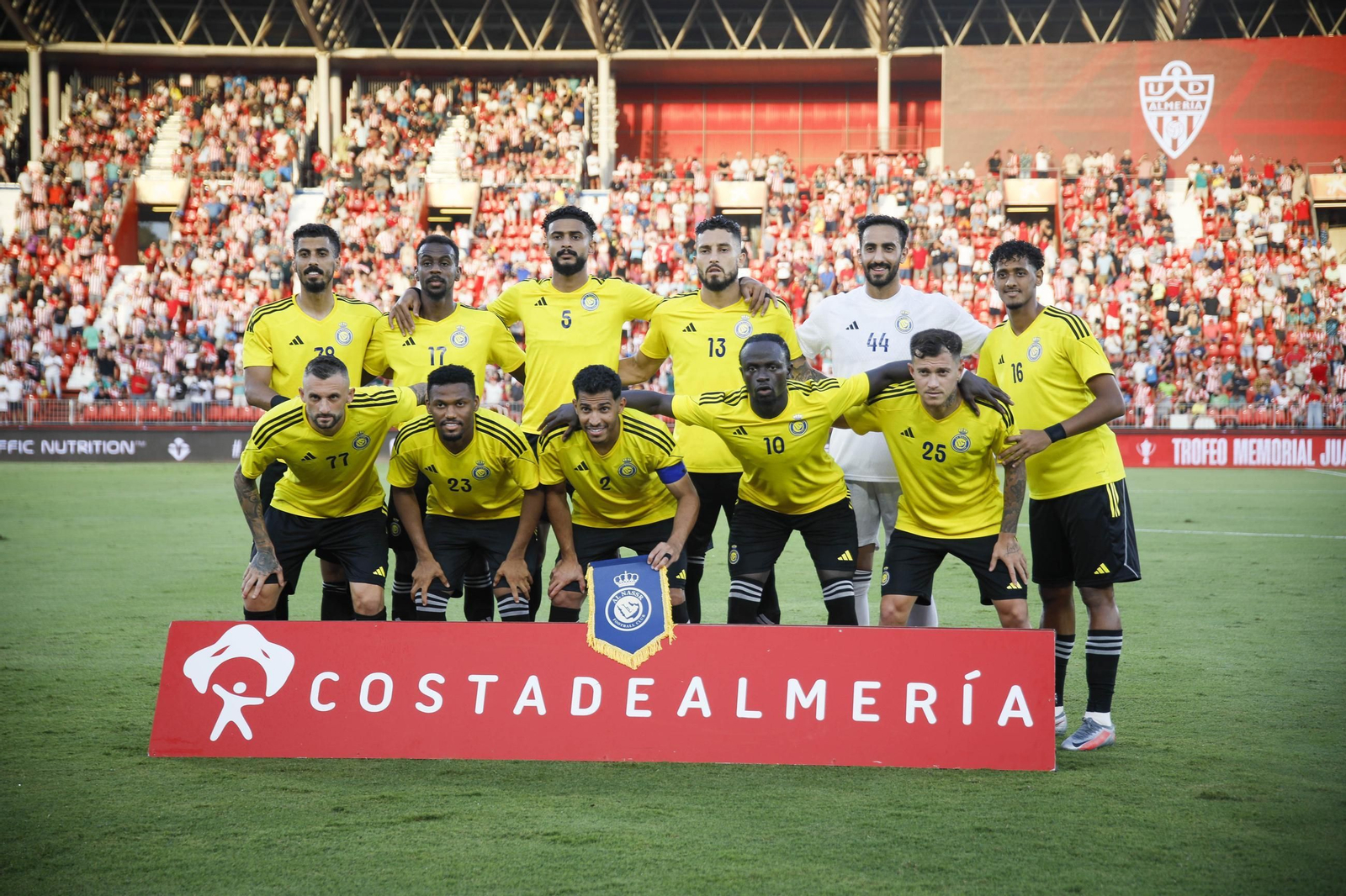 Imágenes del UD Almería-Al-Nassr, Memorial Juan Rojas