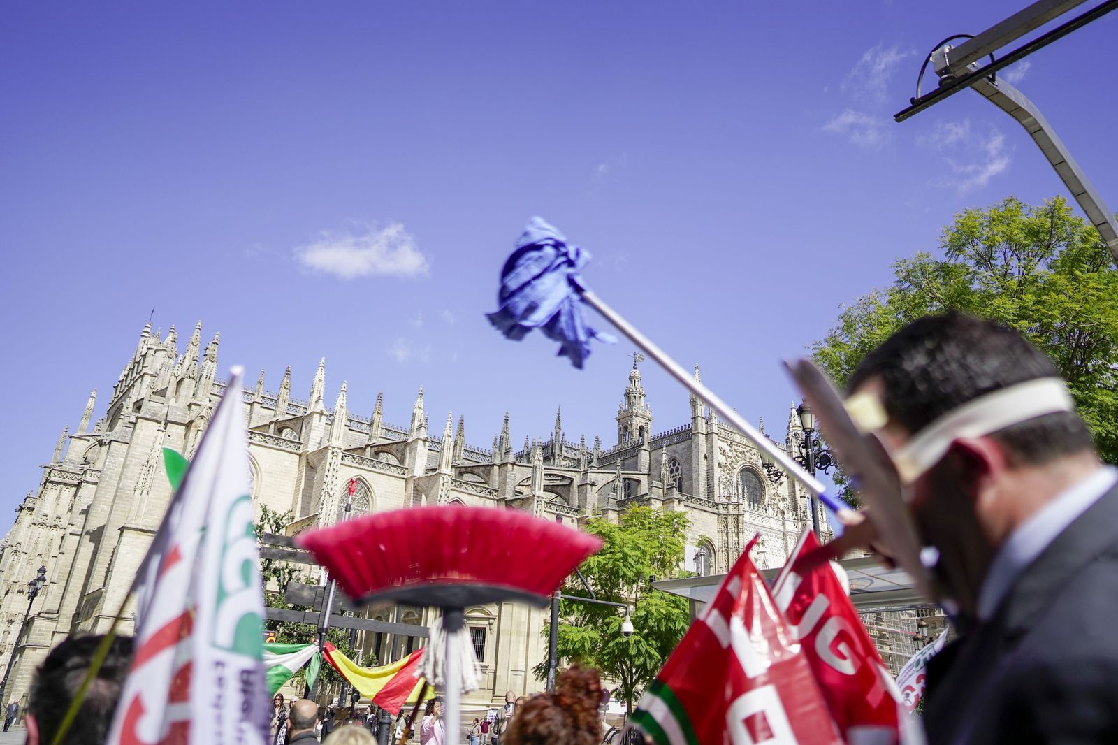 La manifestación de empleados municipales, en imágenes