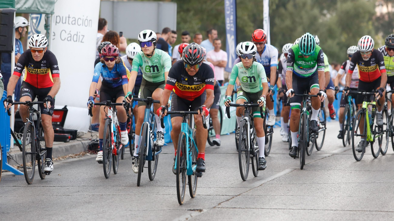 Fotos de la tradicional cita ciclista XIV Clásica de Algeciras 2025