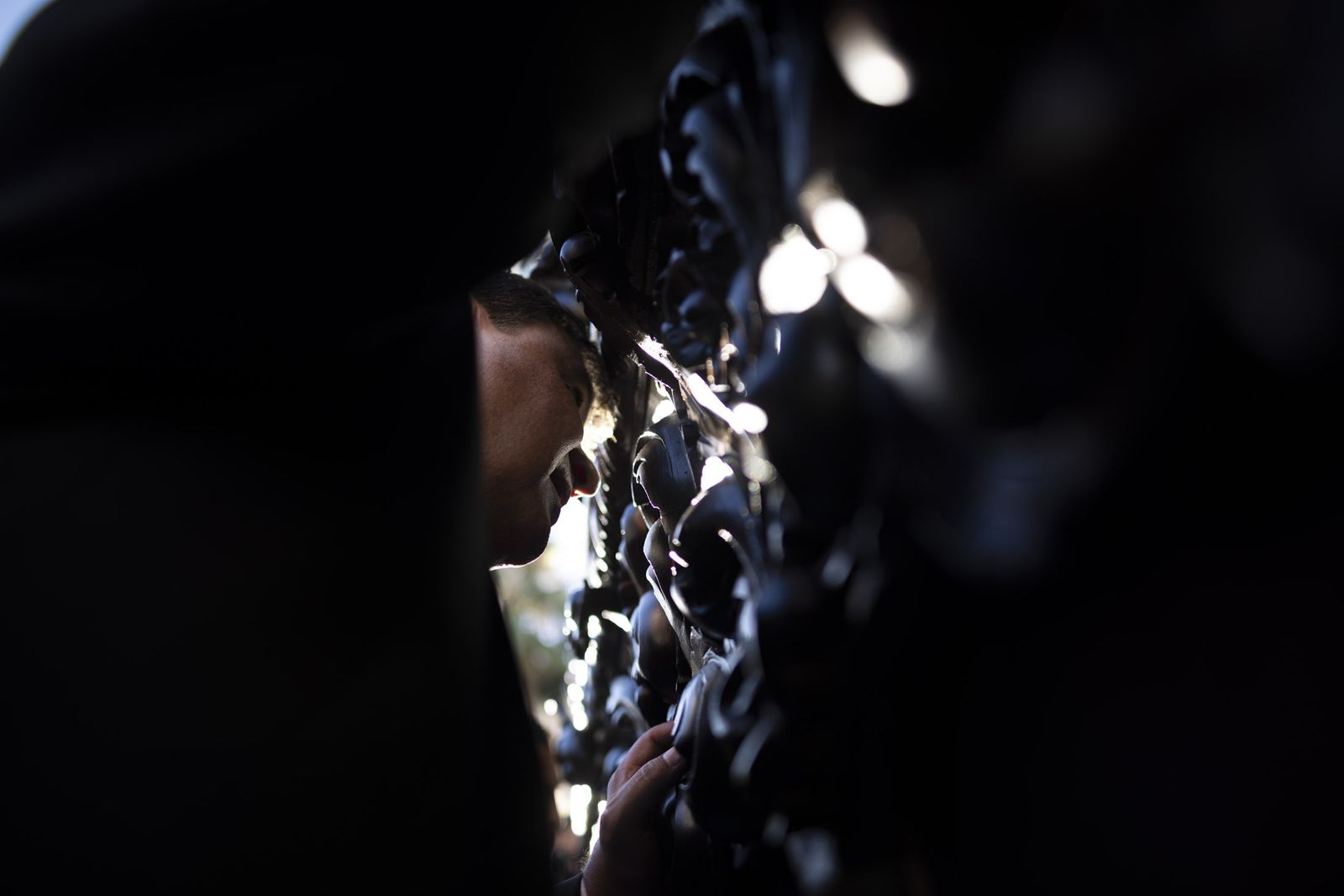 Imágenes de la salida extraordinaria de La Borriquita por las calles de Huelva