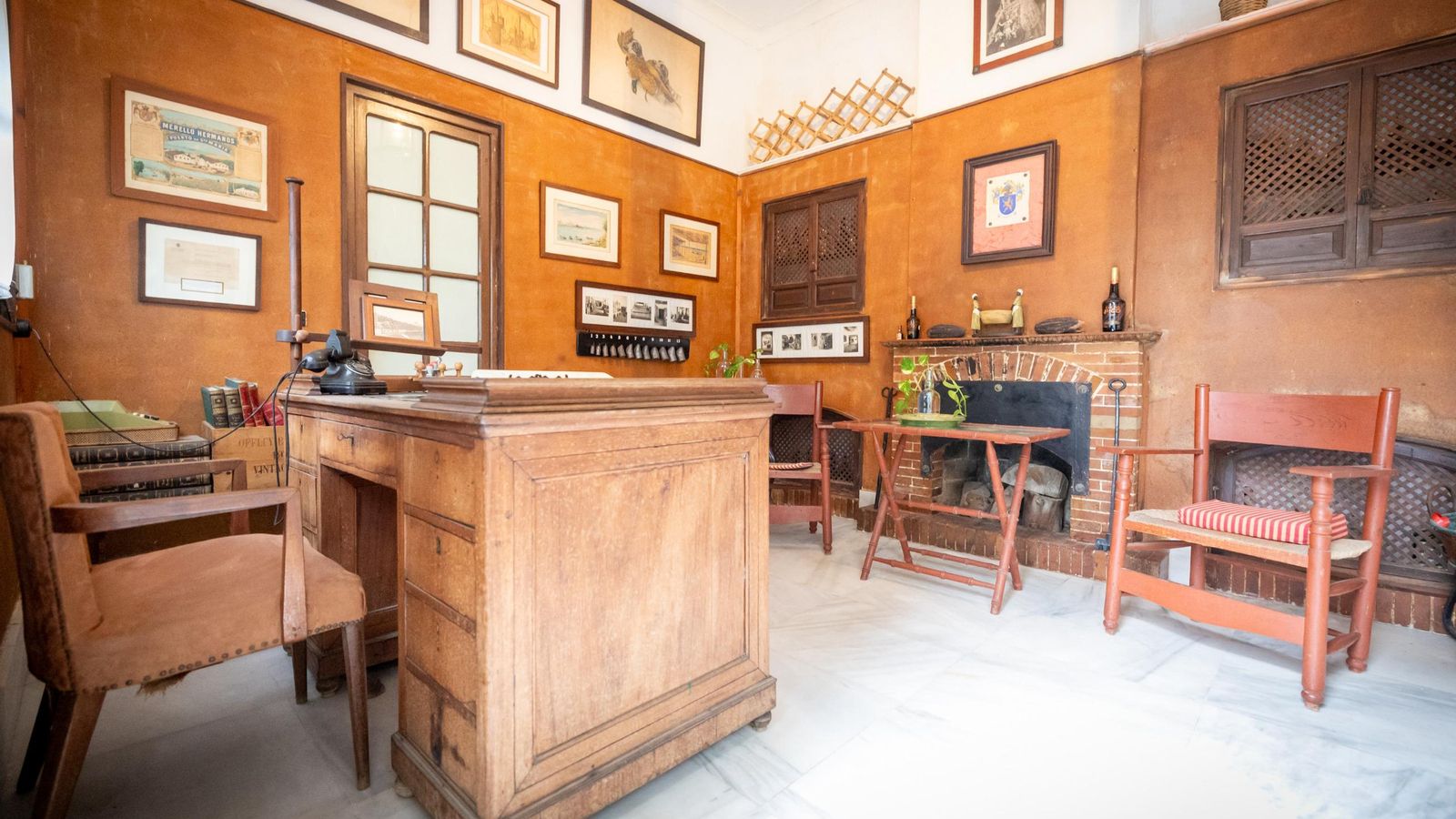 El despacho se conserva con el mismo mobiliario que en los años 40 del pasado siglo.