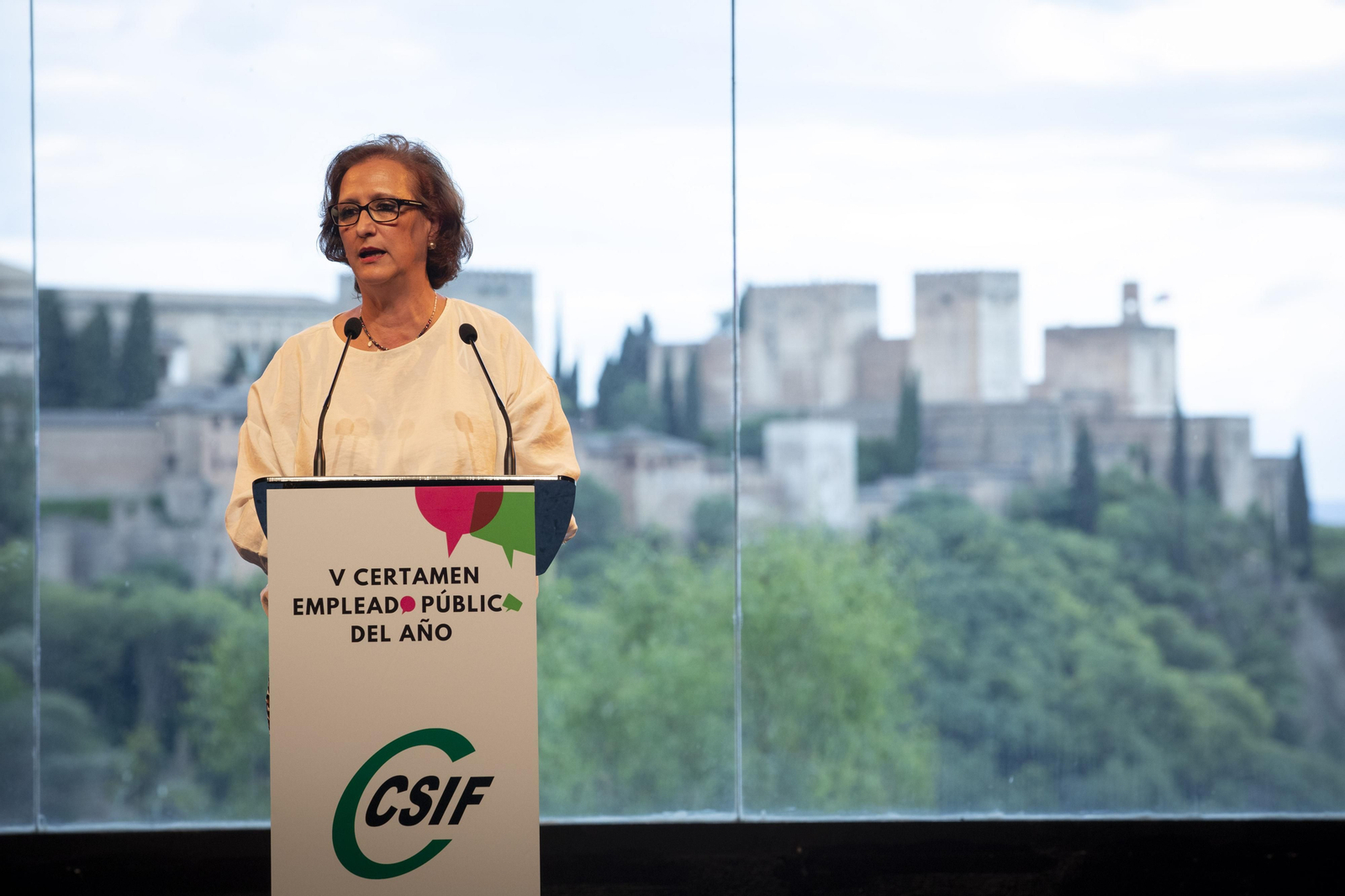 El V Certamen del Empleado Público del año en Granada, en imágenes