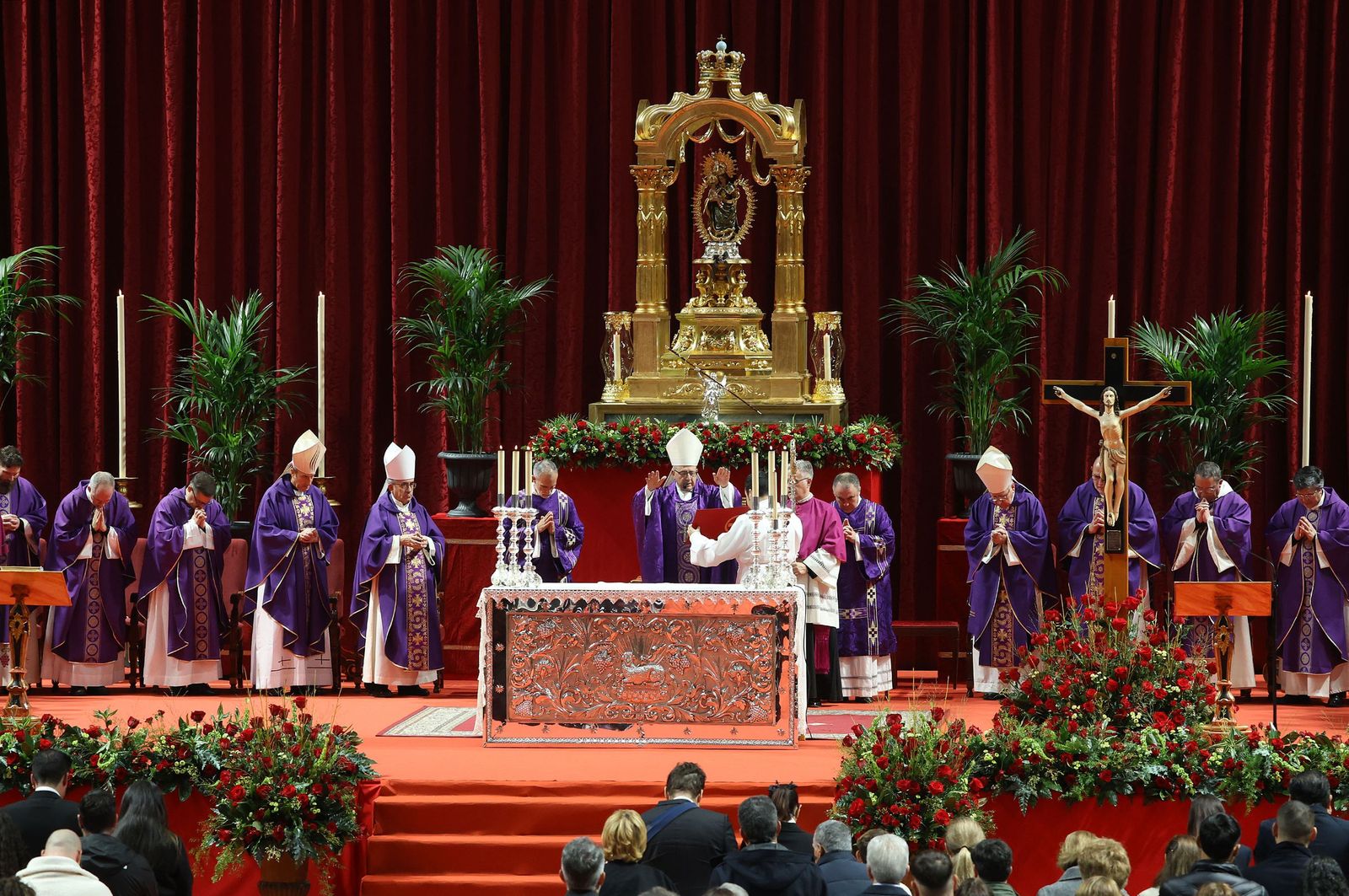 Fotografías de la misa funeral por las víctimas del accidente de tren en Adamuz