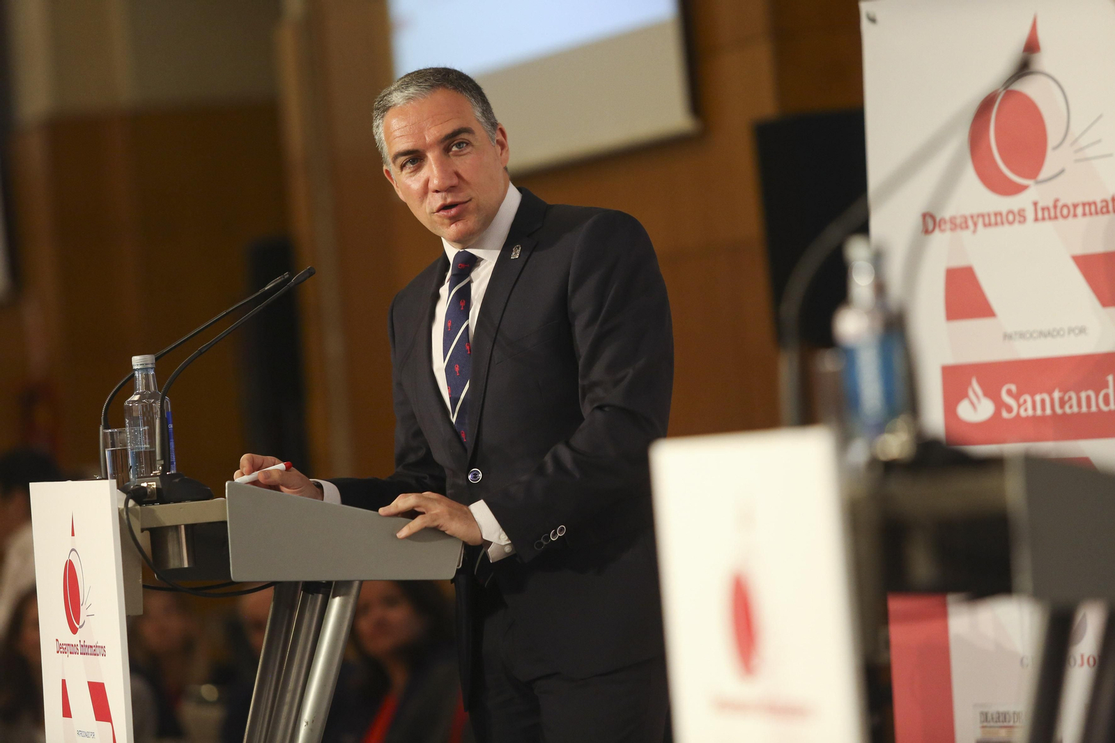 Foro Joly con Elías Bendodo