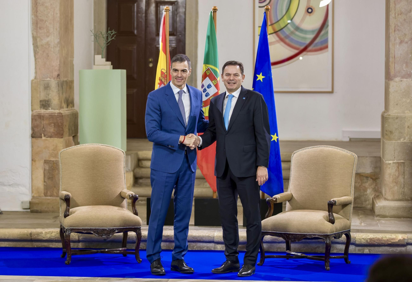 El presidente del Gobierno, Pedro Sánchez, y el primer ministro portugués Luís Montenegro, en la XXXV Cumbre Ibérica celebrada en Faro en octubre de 2024.